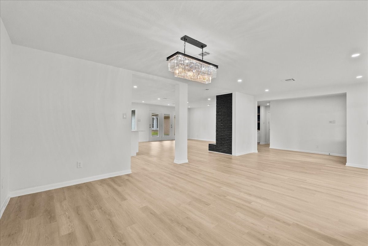 5762 Birdwood Road Property Photo 4
