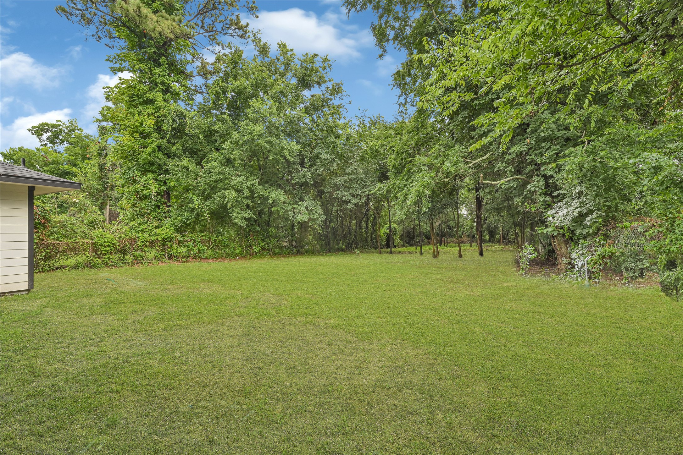 7218 Bretshire Drive Property Photo 9