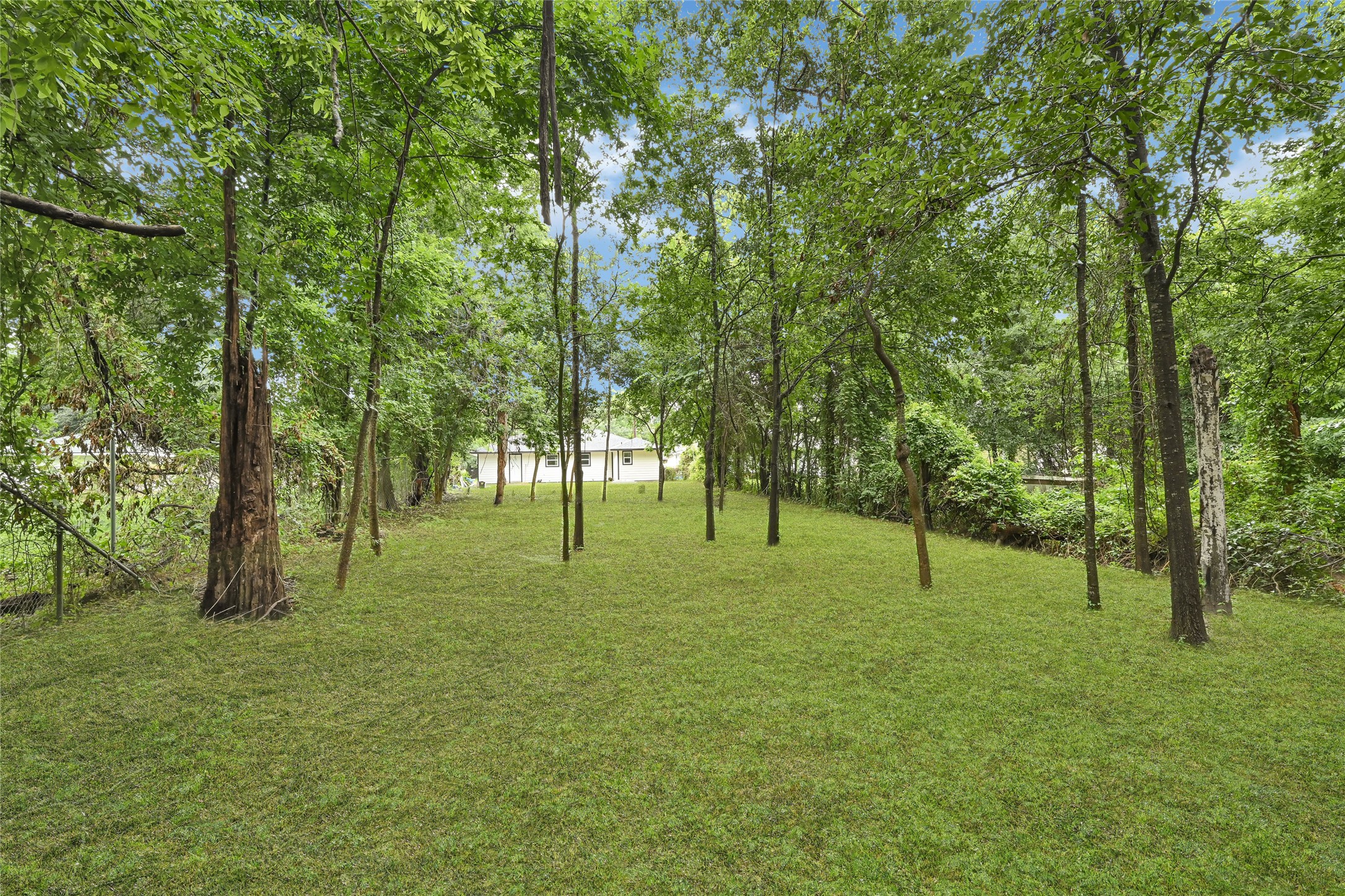 7218 Bretshire Drive Property Photo 11
