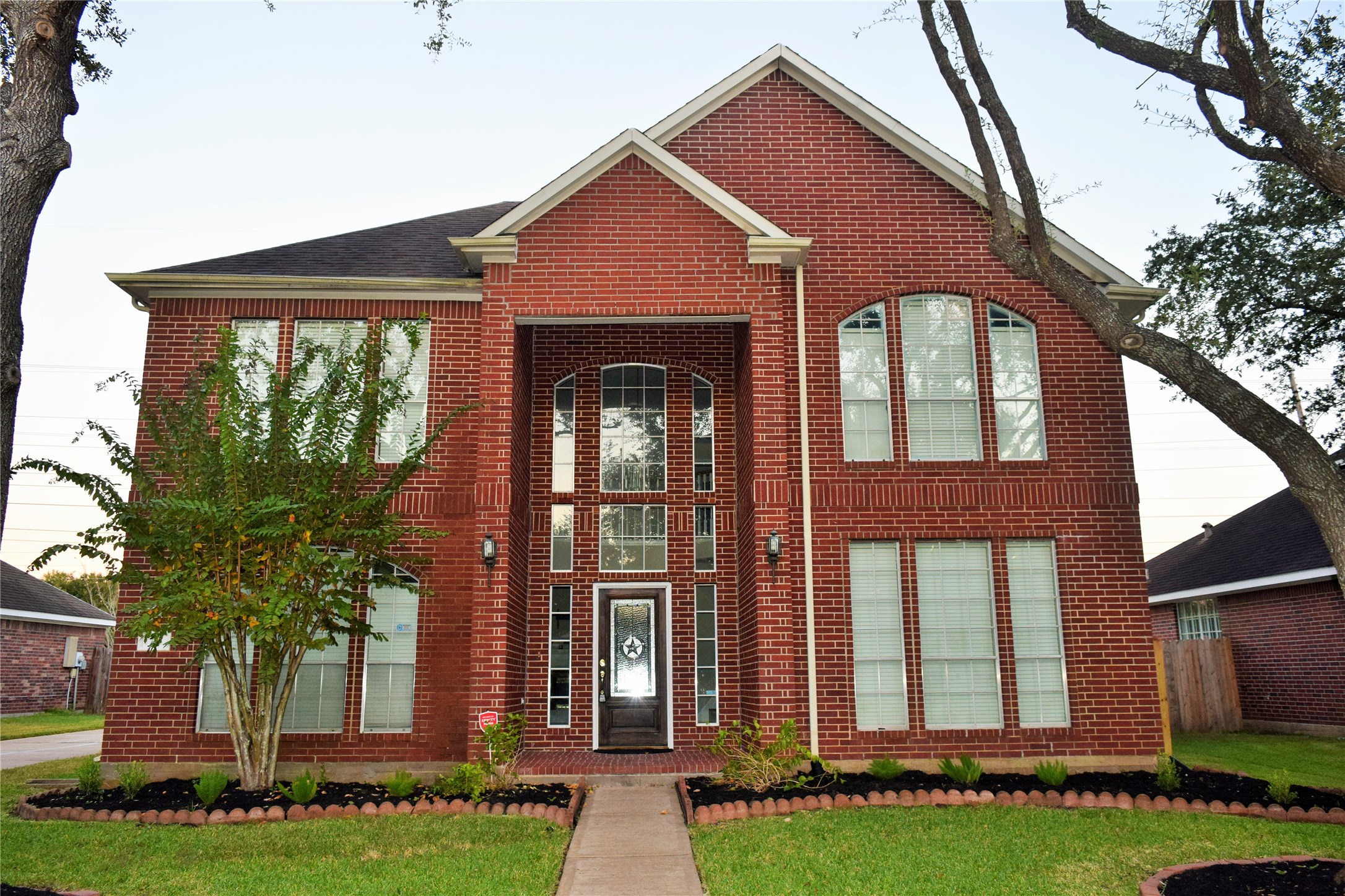 731 Annies Way Property Photo 3