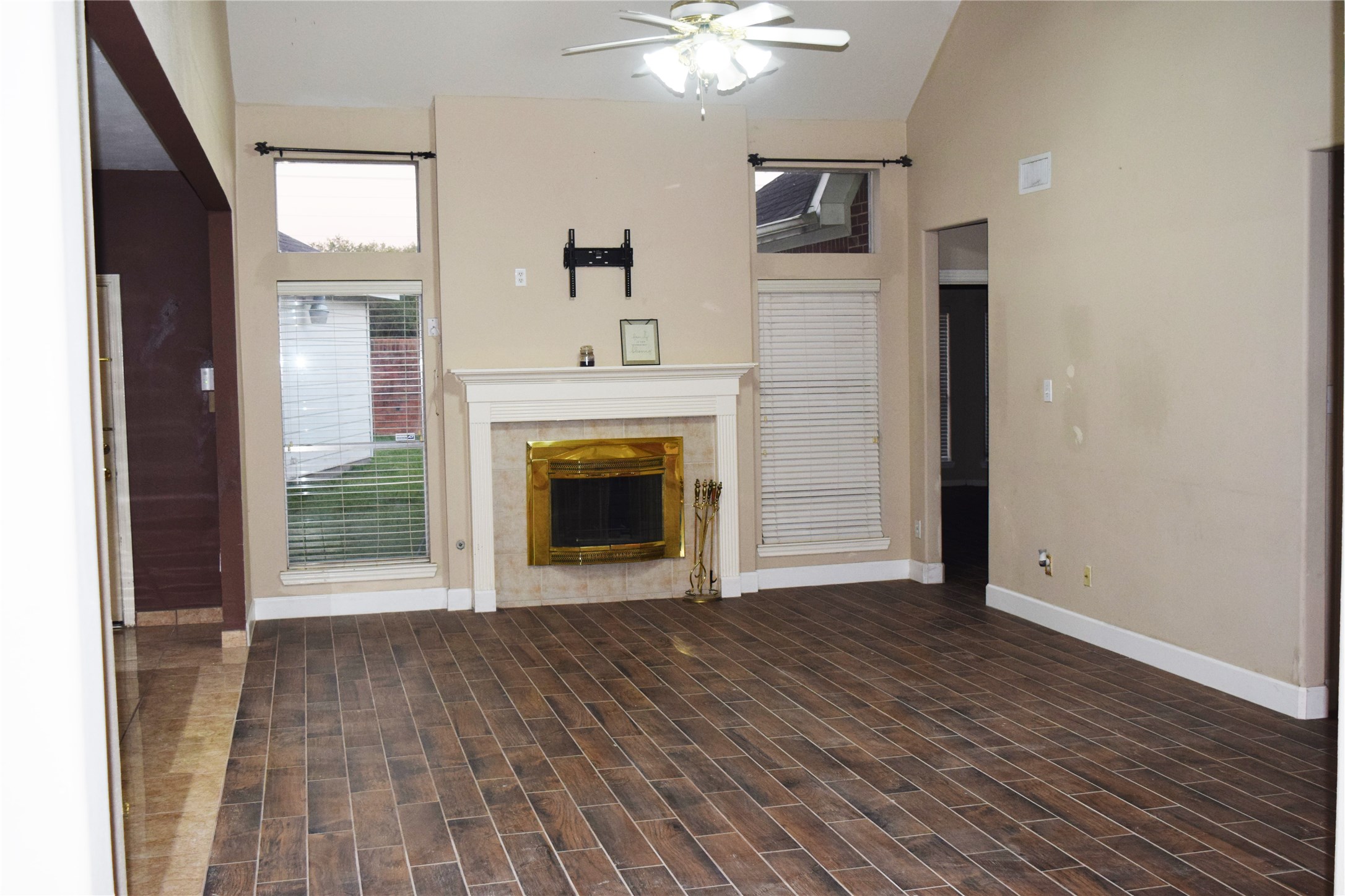 731 Annies Way Property Photo 7