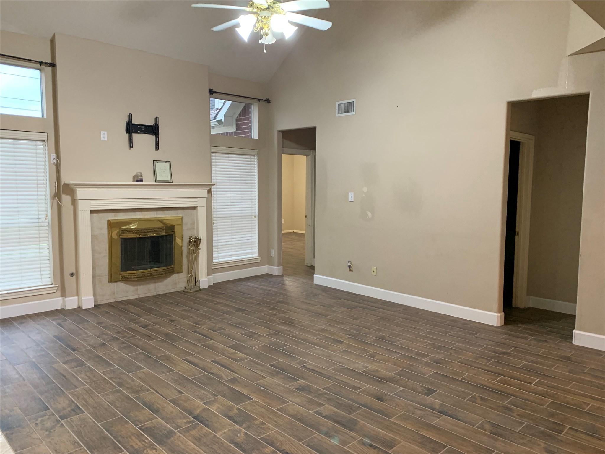 731 Annies Way Property Photo 8