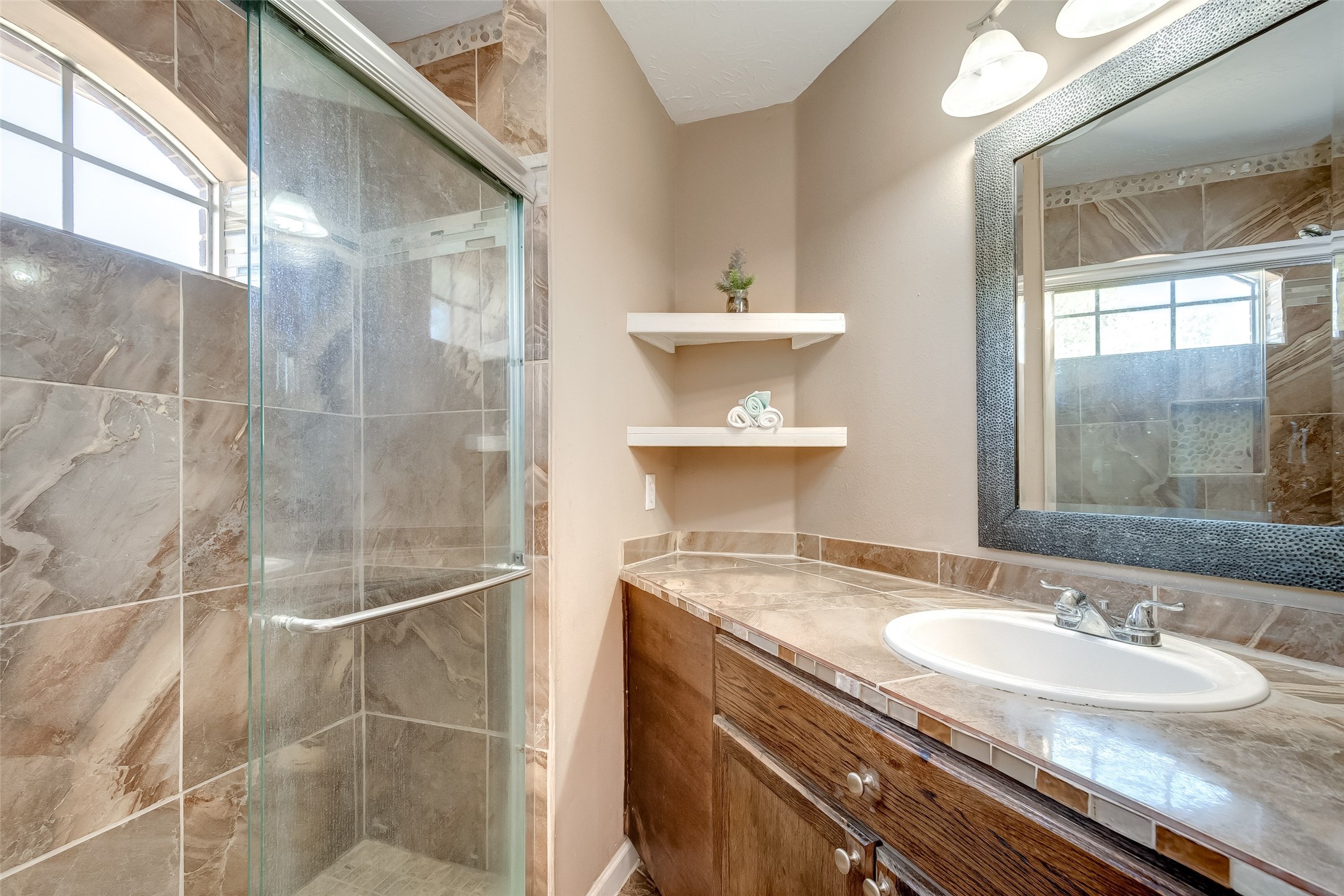 731 Annies Way Property Photo 25