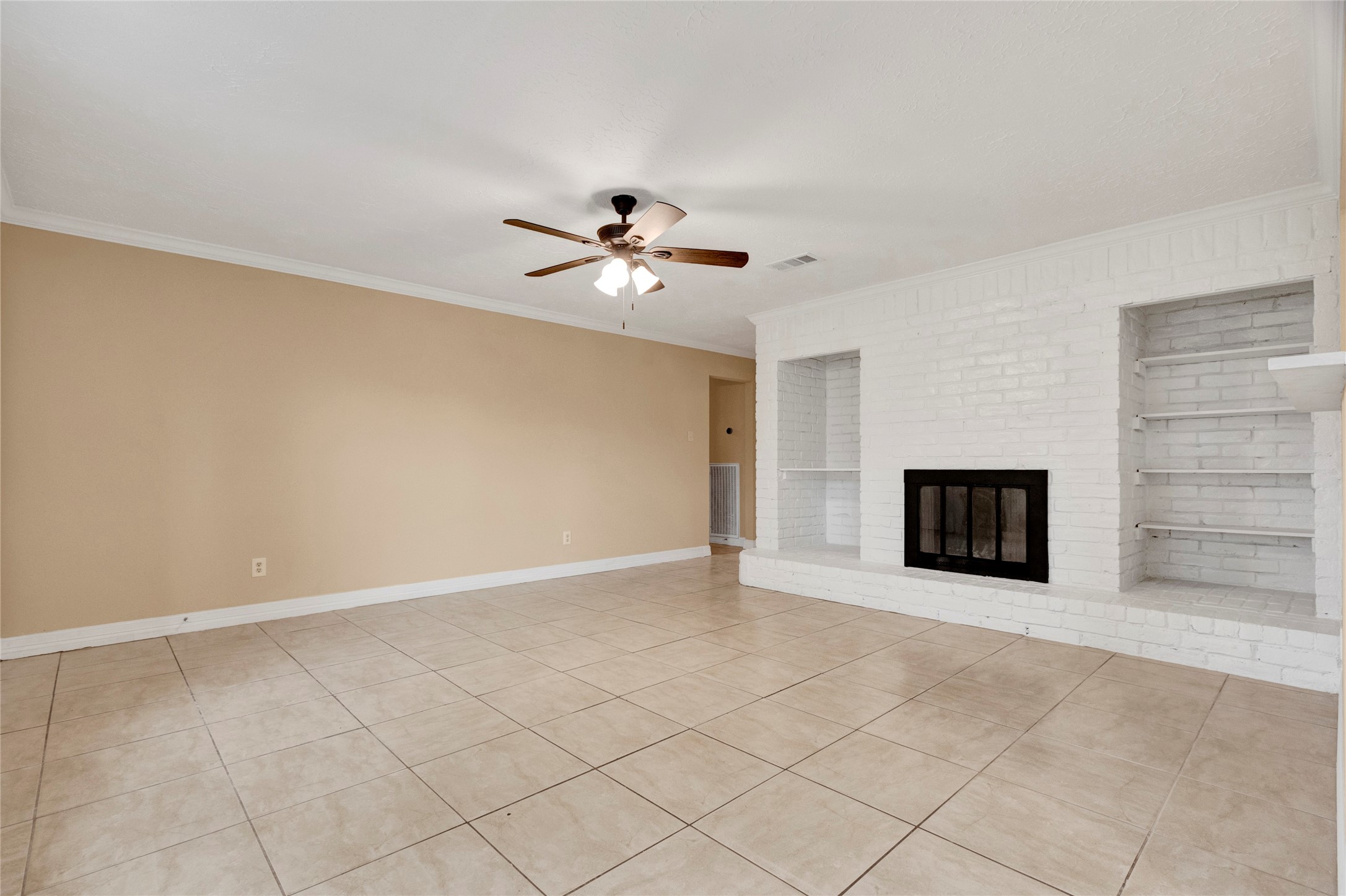 9722 Desert Flower Lane Property Photo 9