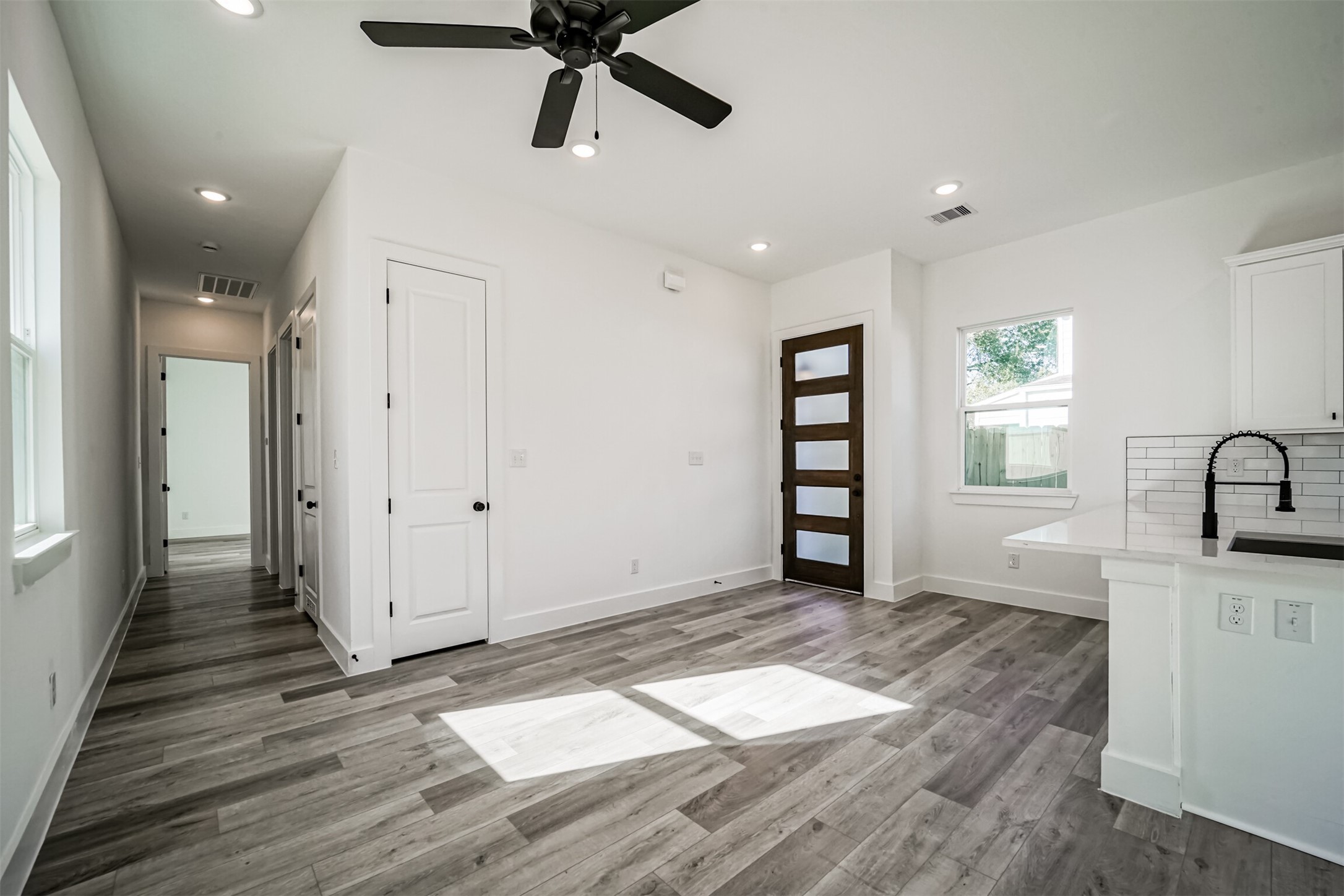 8409 Schneider Street Property Photo 11