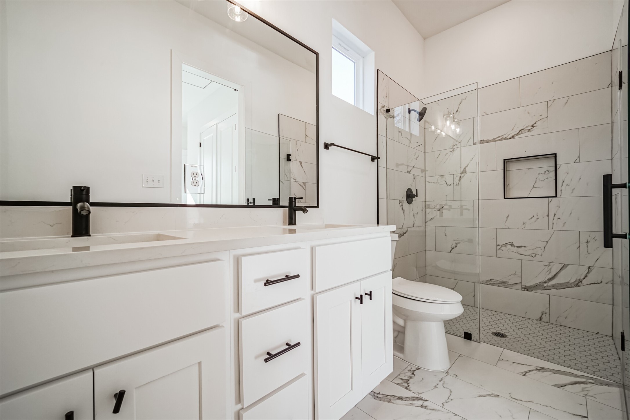 8409 Schneider Street Property Photo 15