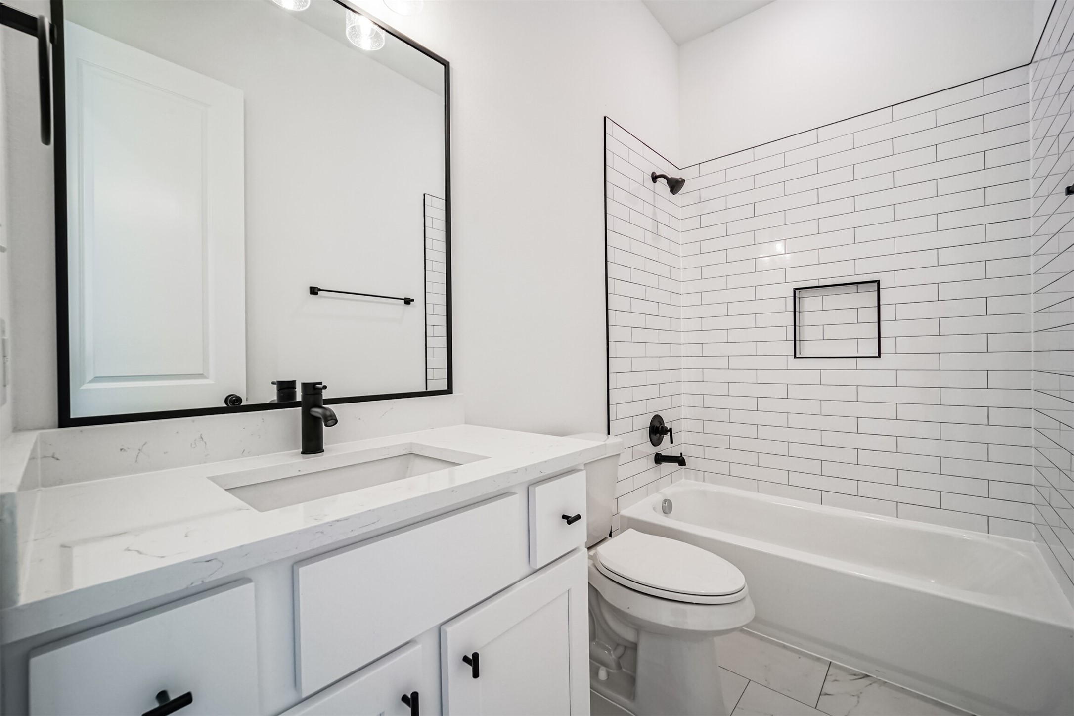 8409 Schneider Street Property Photo 17