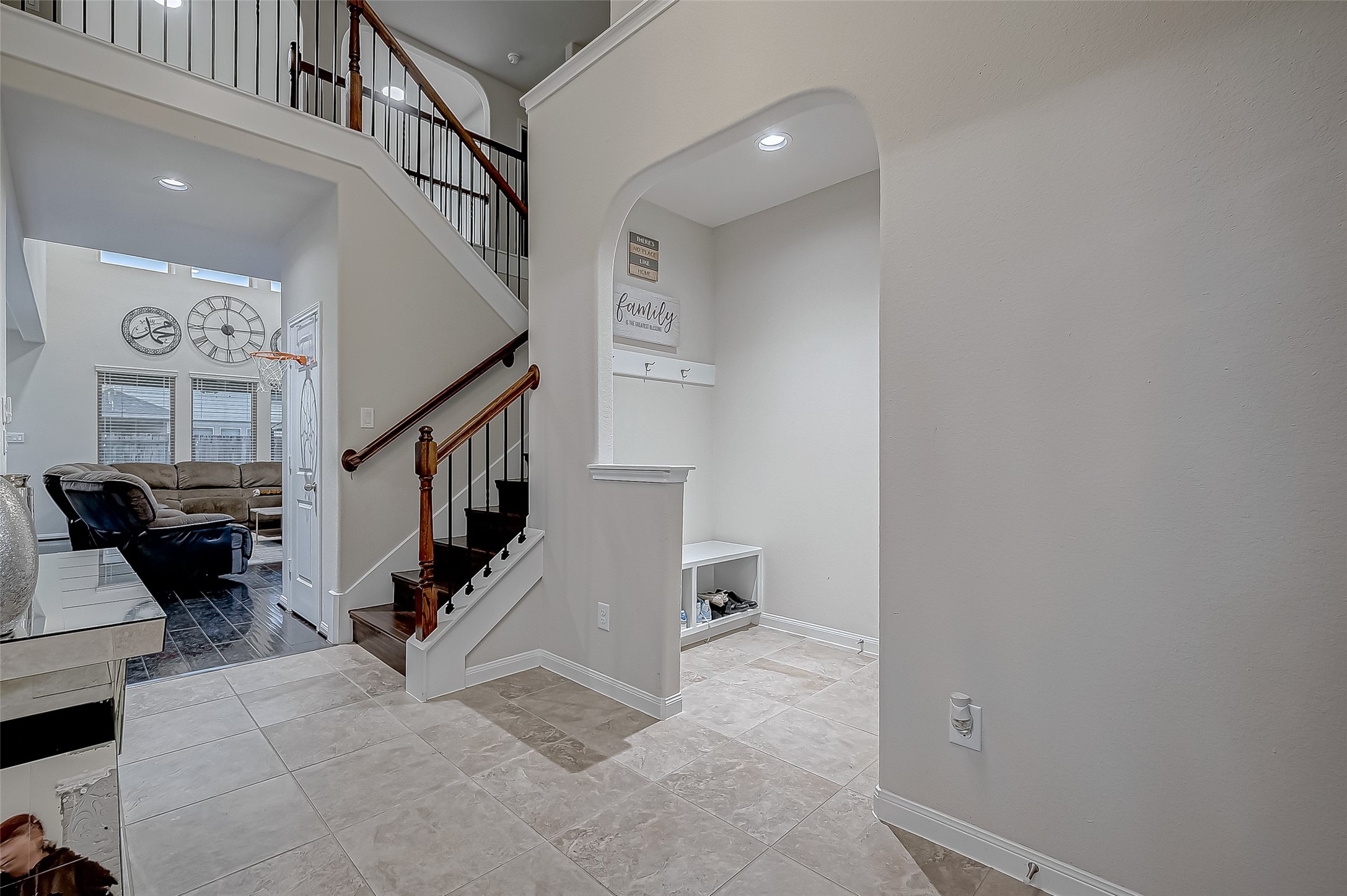 9815 Corben Creek Lane Property Photo 8