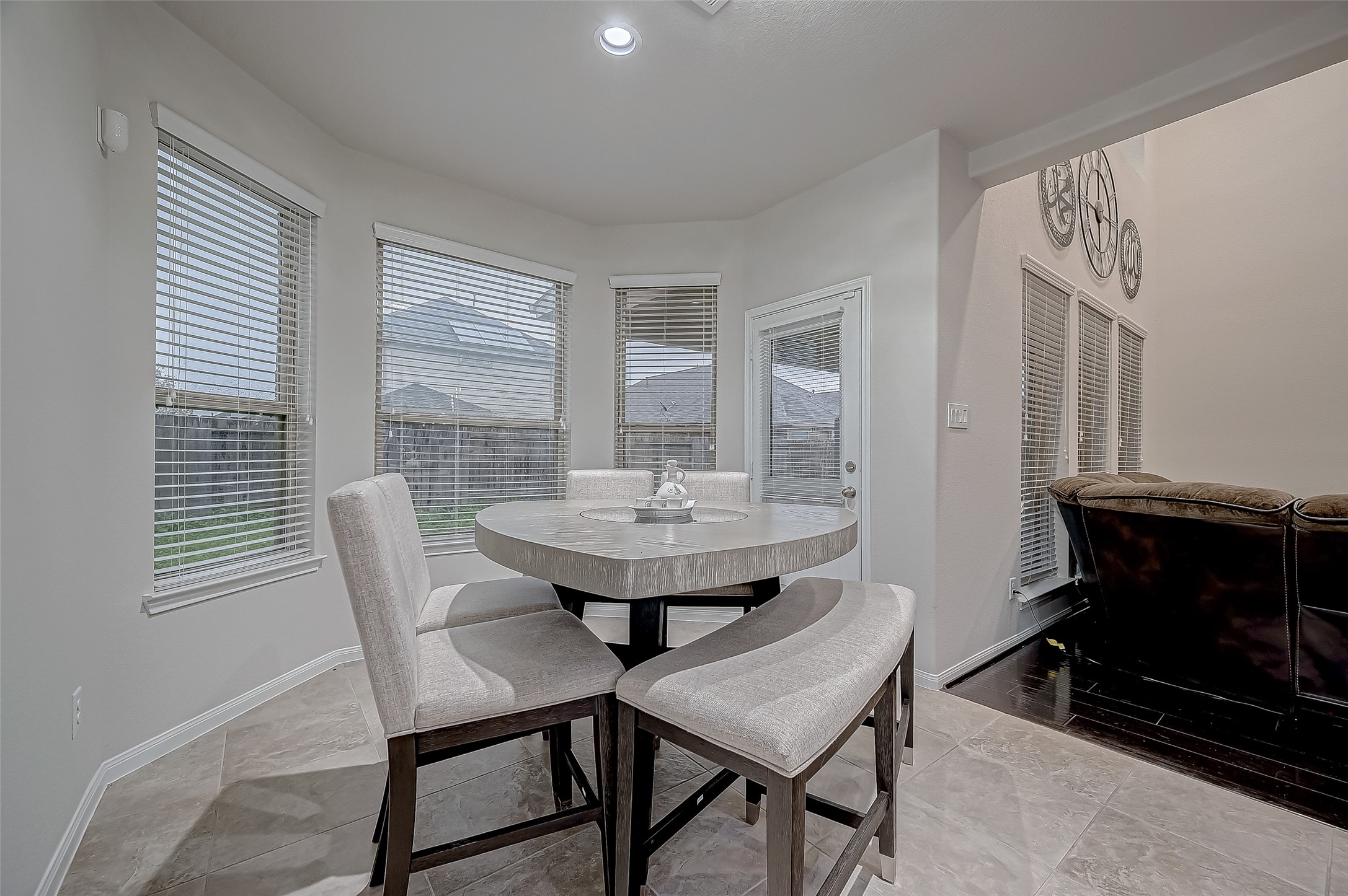 9815 Corben Creek Lane Property Photo 14