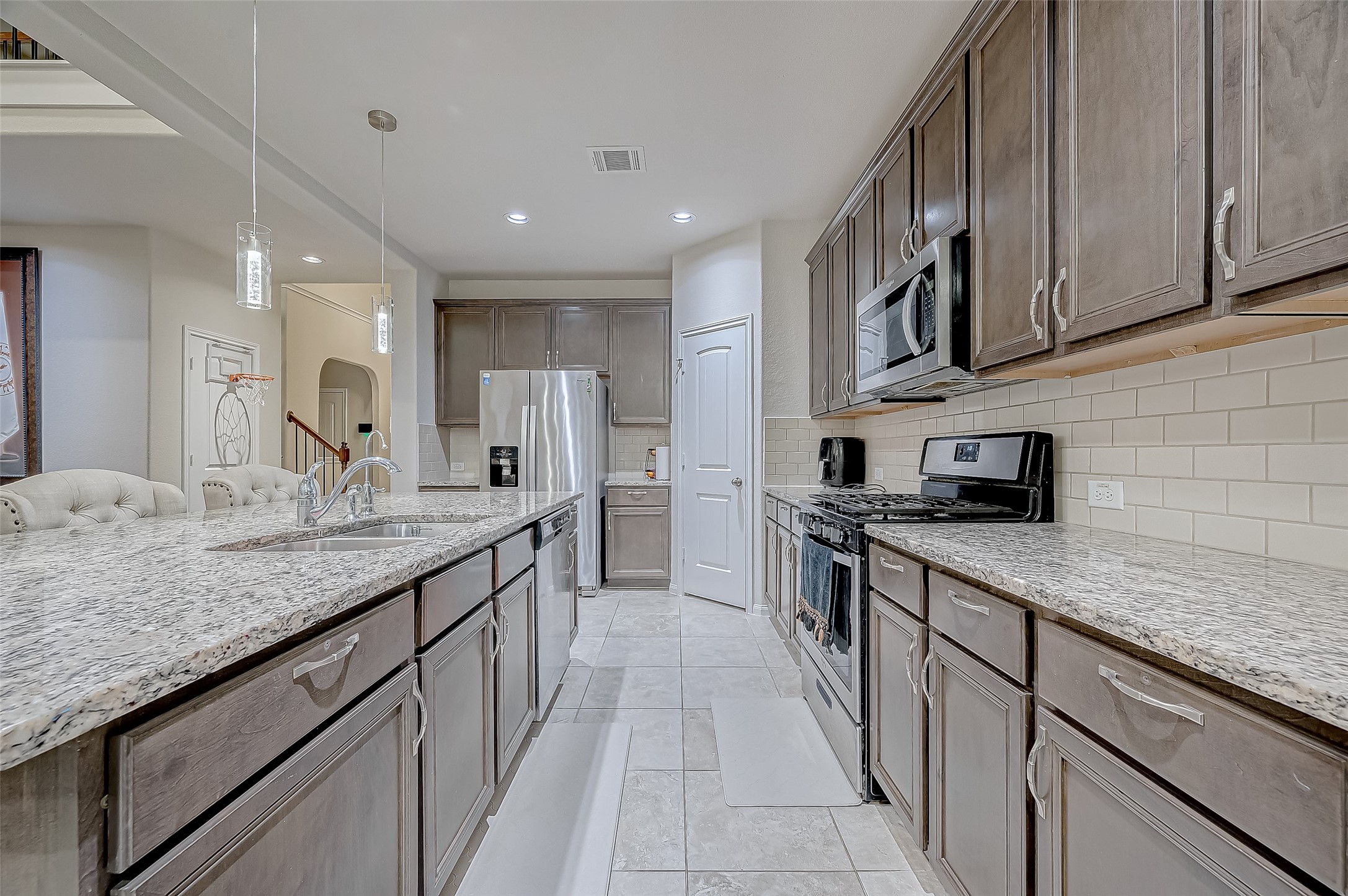 9815 Corben Creek Lane Property Photo 19