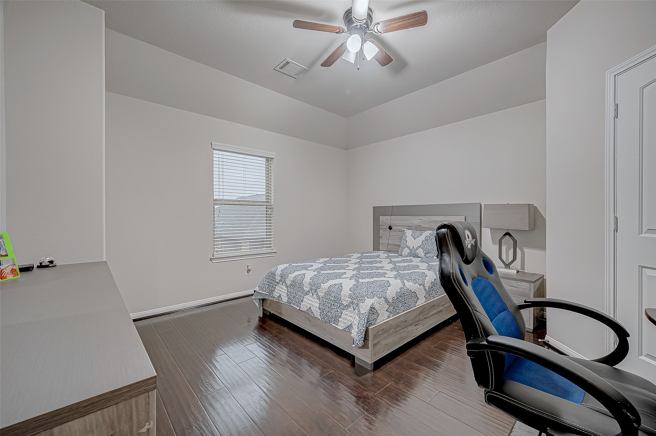 9815 Corben Creek Lane Property Photo 31