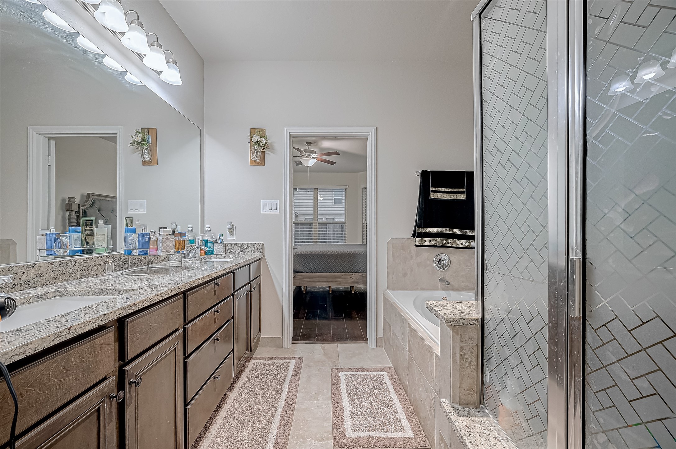 9815 Corben Creek Lane Property Photo 38