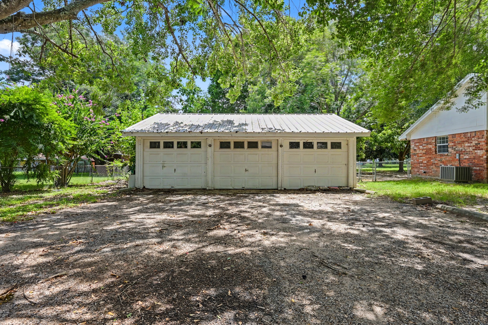 100 Bybee Street Property Photo 17