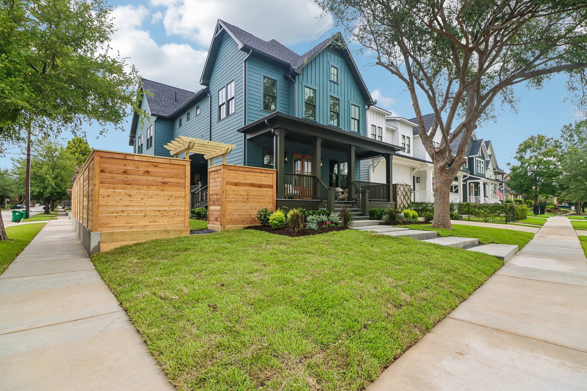 949 Ridge Street Property Photo 1