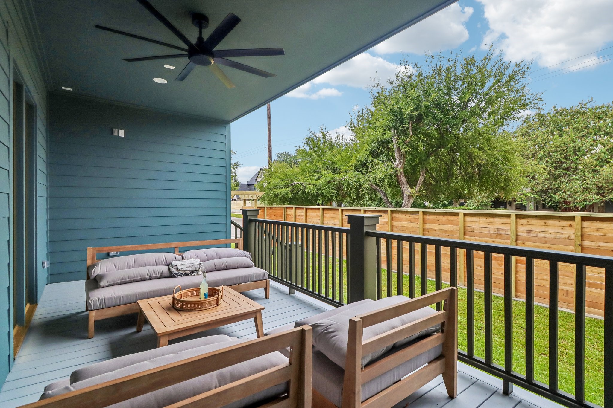 949 Ridge Street Property Photo 44
