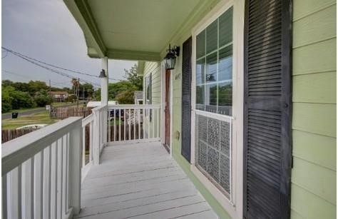 641 4th Street Property Photo 4