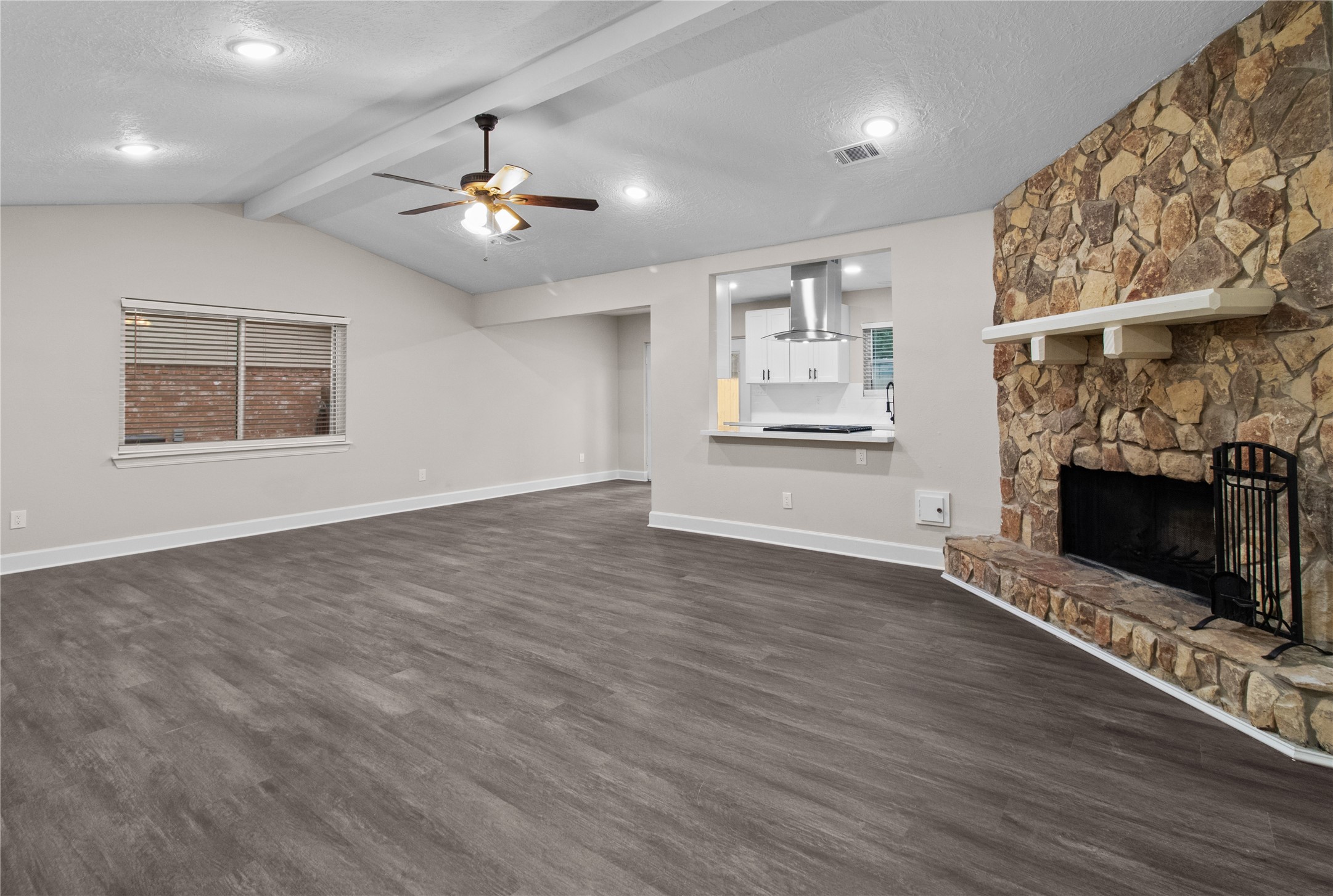 3319 Laurel Fork Drive Property Photo 2