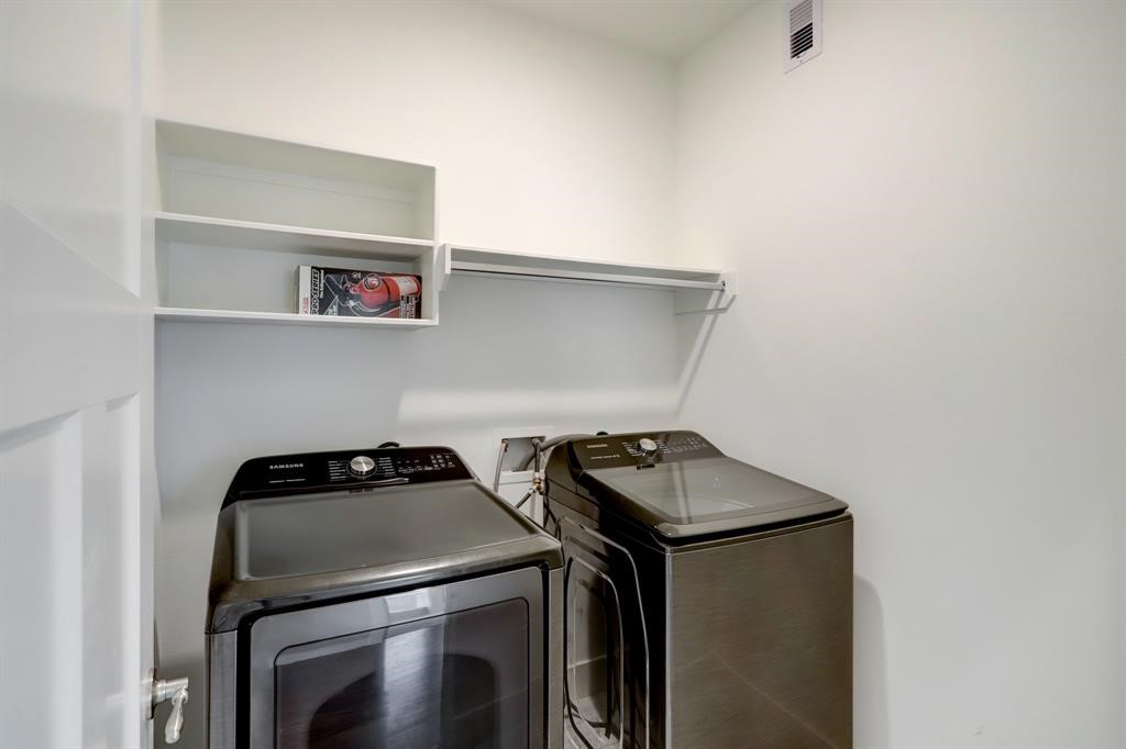 317 Telephone Road Property Photo 23