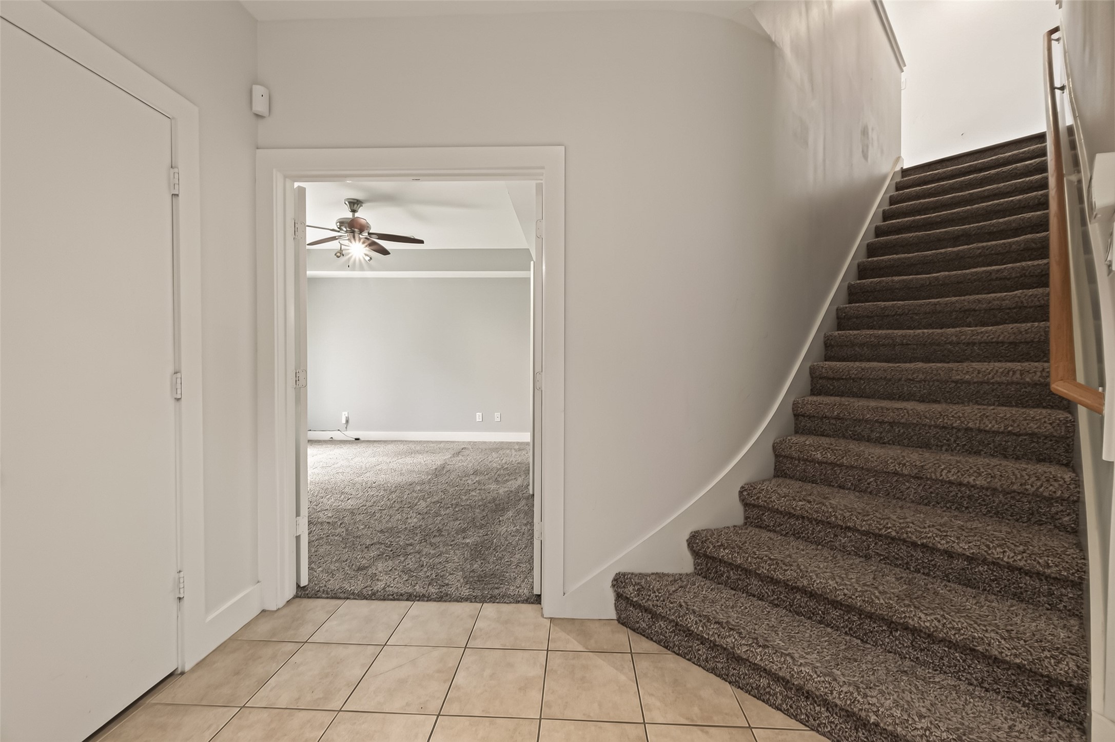 9829 Madeline Alyssa Court Property Photo 5