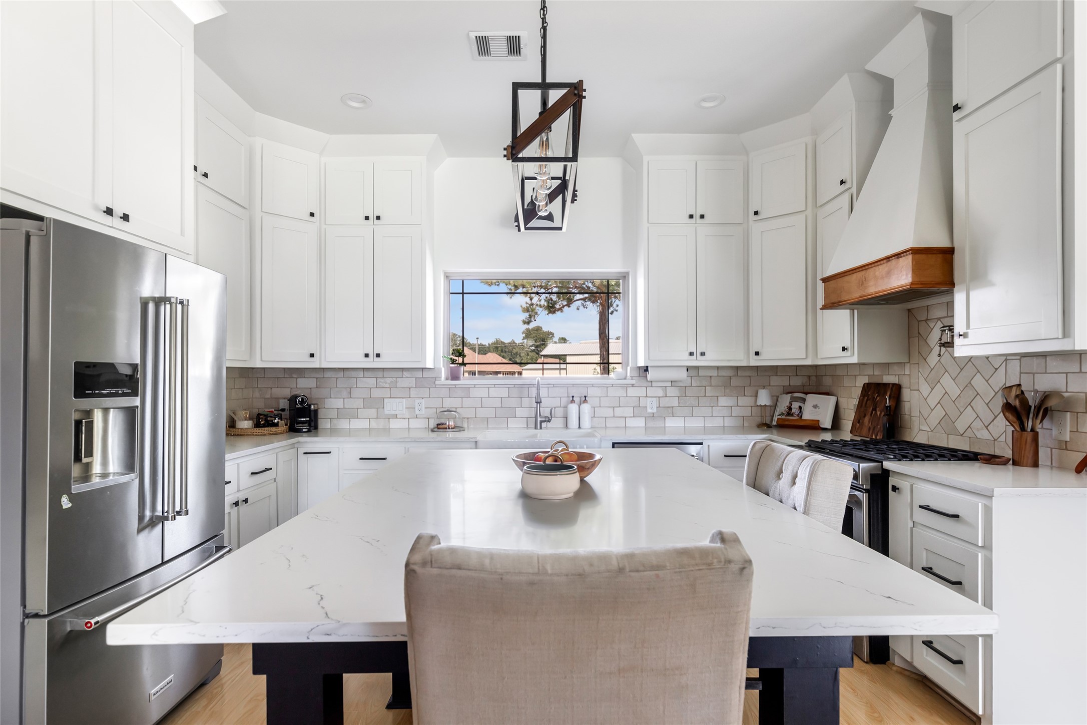 15933 Enloe Street Property Photo 7