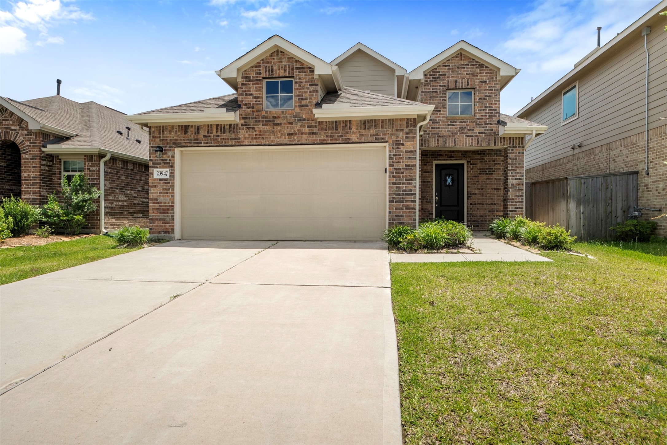 23947 Falling Daylight Drive Property Photo 1