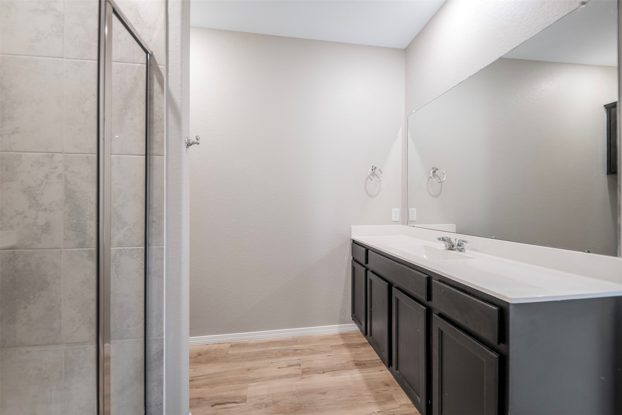 23947 Falling Daylight Drive Property Photo 12