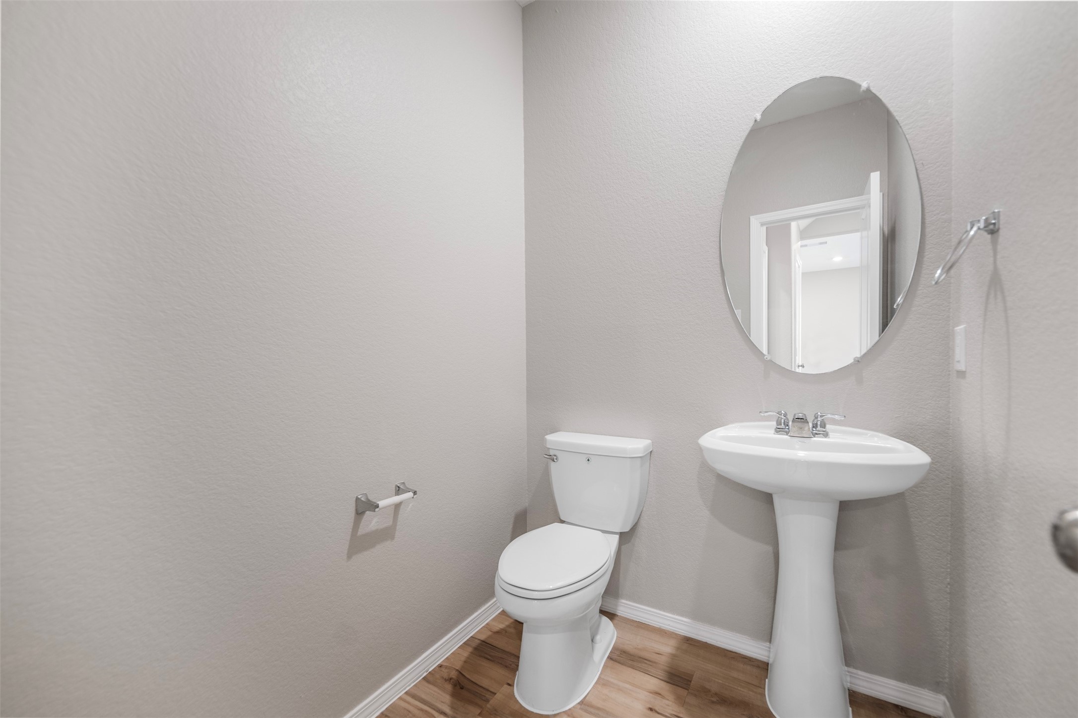 23947 Falling Daylight Drive Property Photo 15