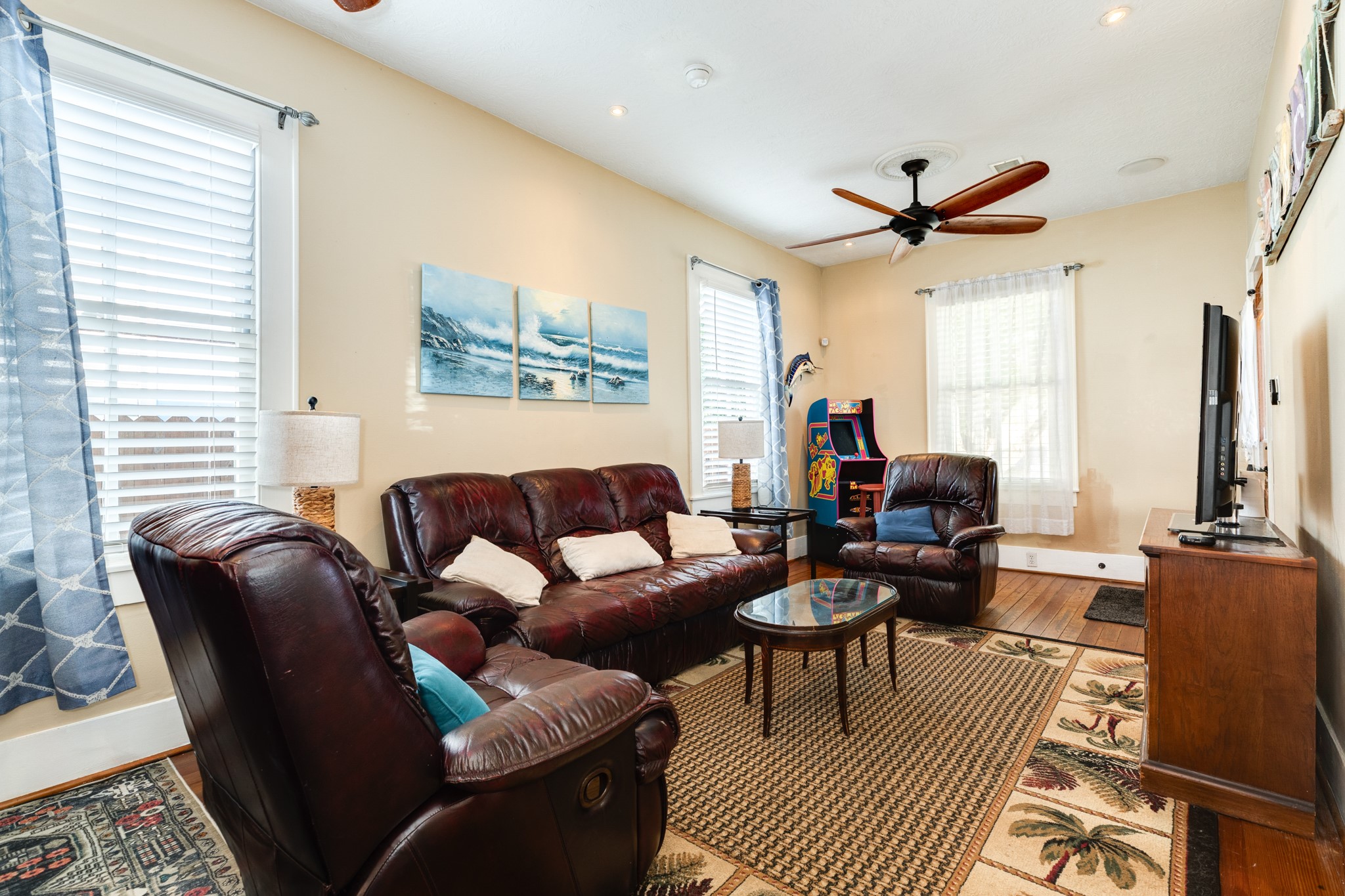 4123 Avenue Q Property Photo 13