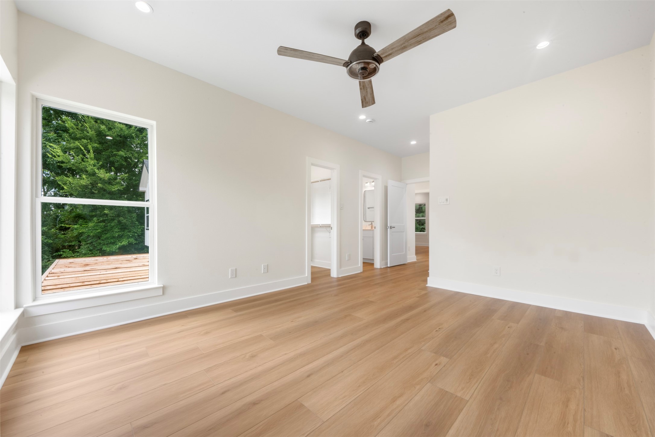 1275 Dewalt Street Property Photo 9