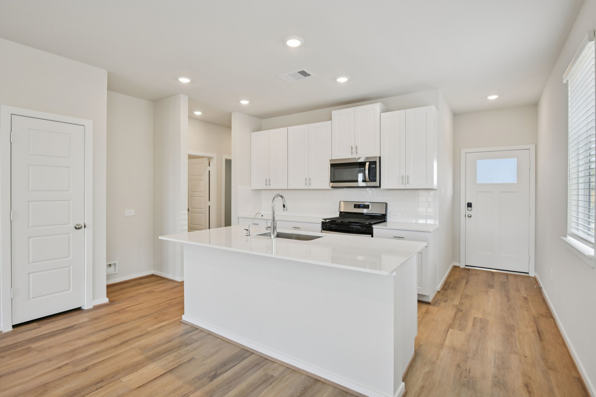 14235 Granger Pointe Lane Property Photo 10