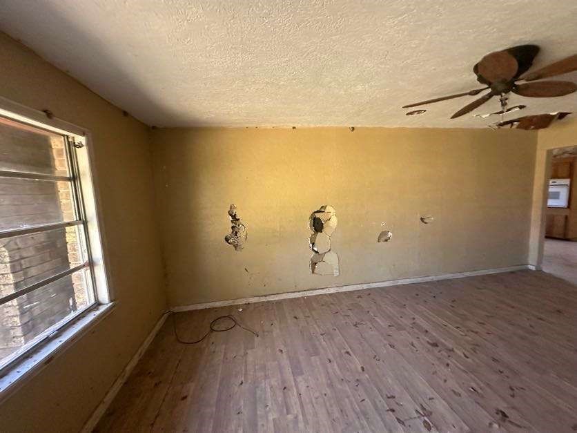 362 County Road 857 Property Photo 3