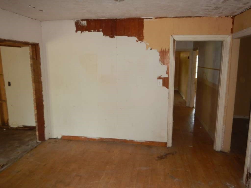 362 County Road 857 Property Photo 5