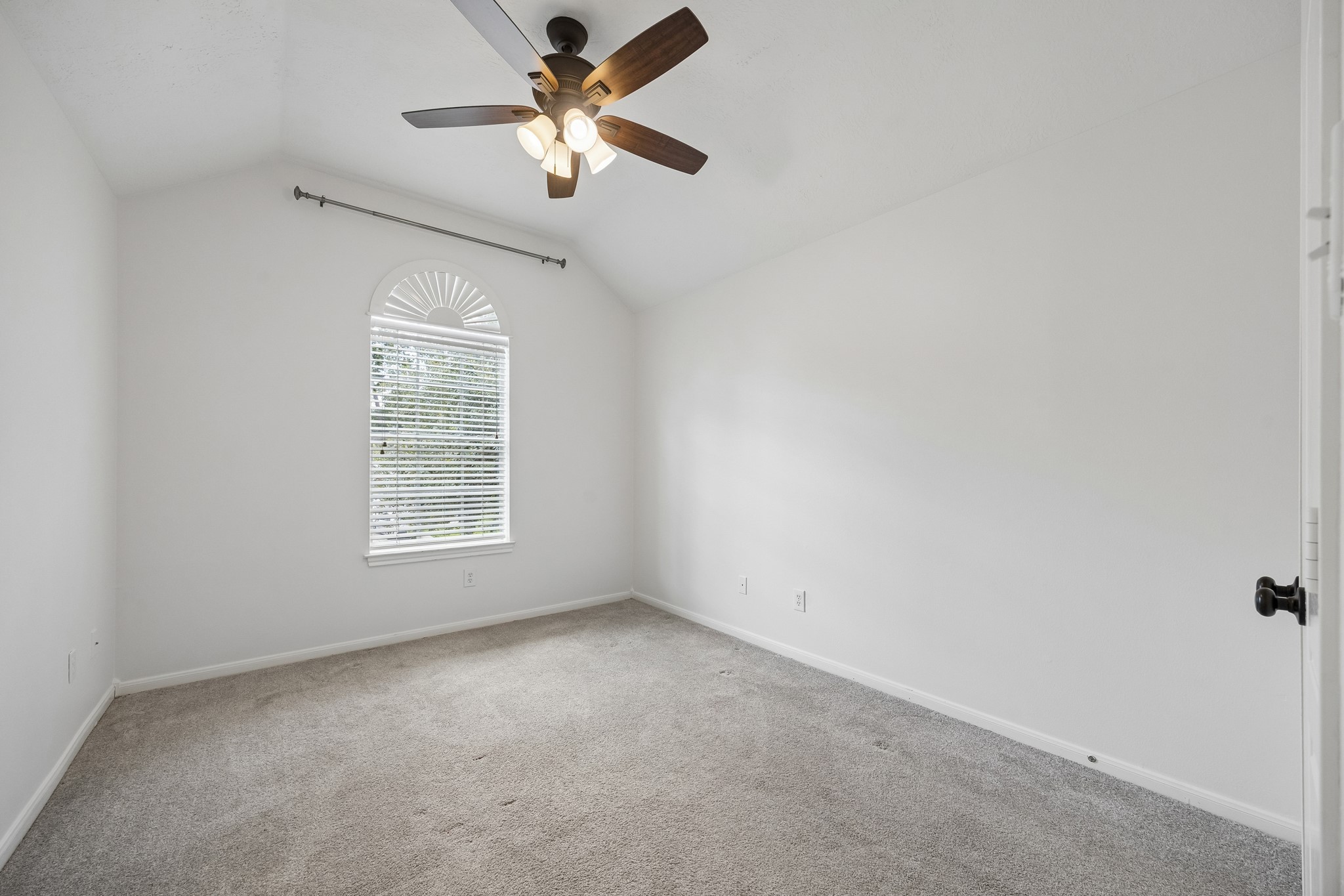 13718 Kellerton Lane Property Photo 36