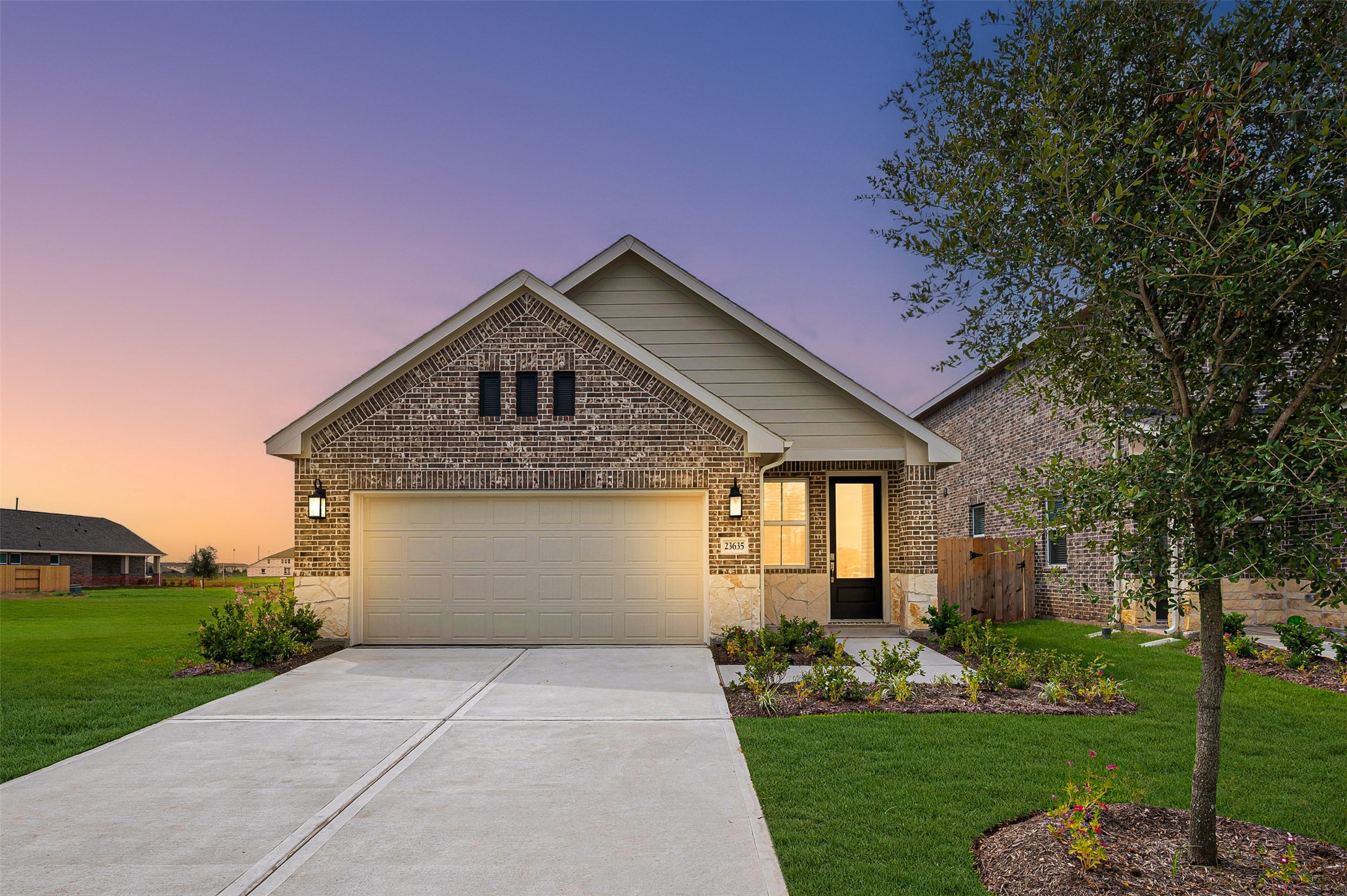 23635 Gulf Prairie Drive Property Photo 1
