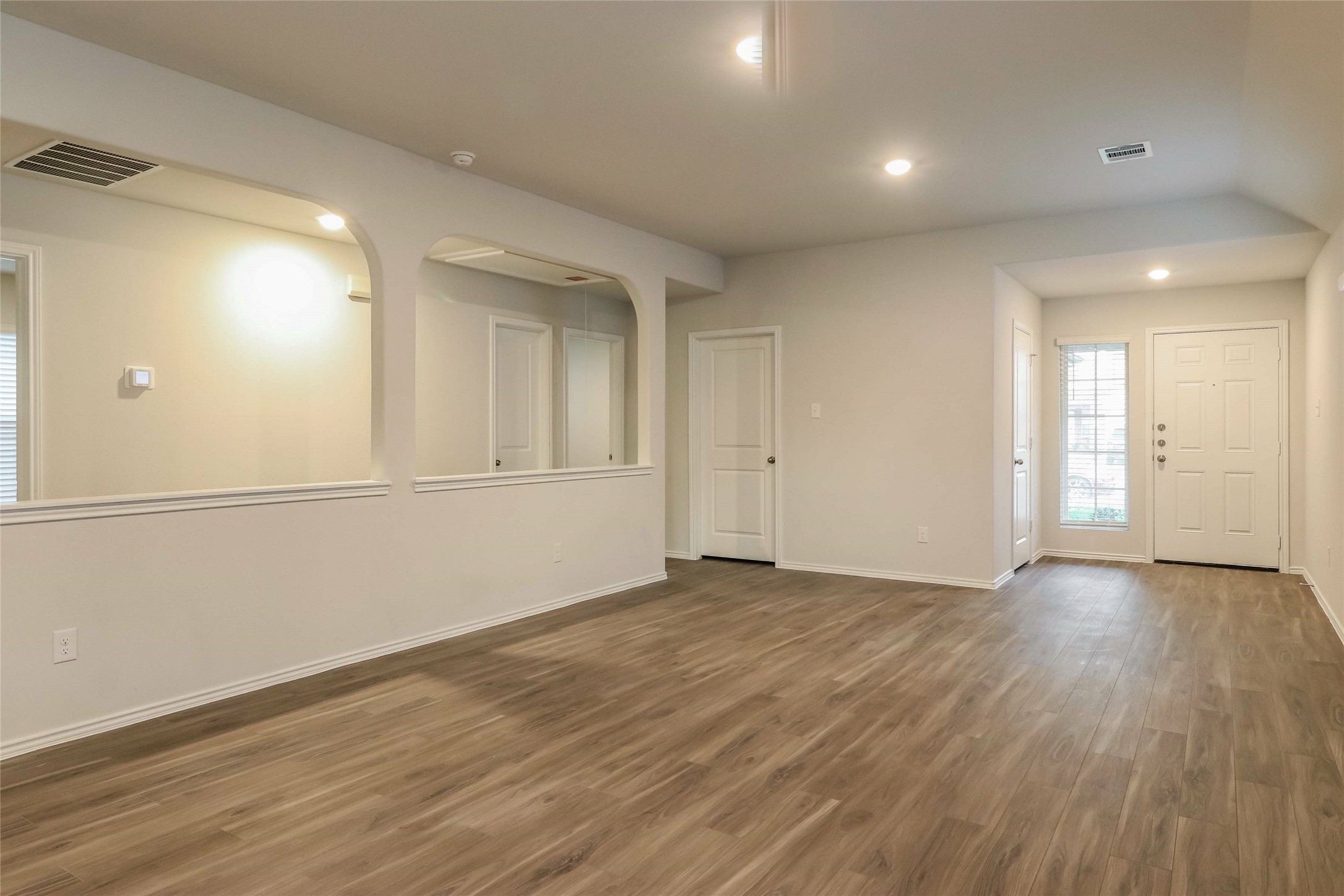 2134 Middle Ridge Drive Property Photo 4