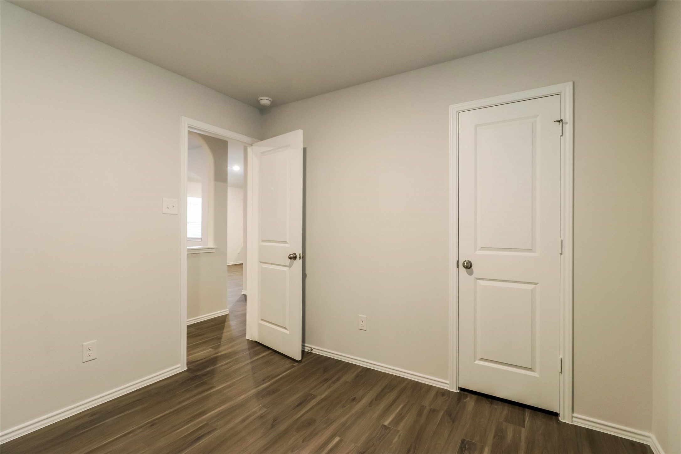 2134 Middle Ridge Drive Property Photo 6