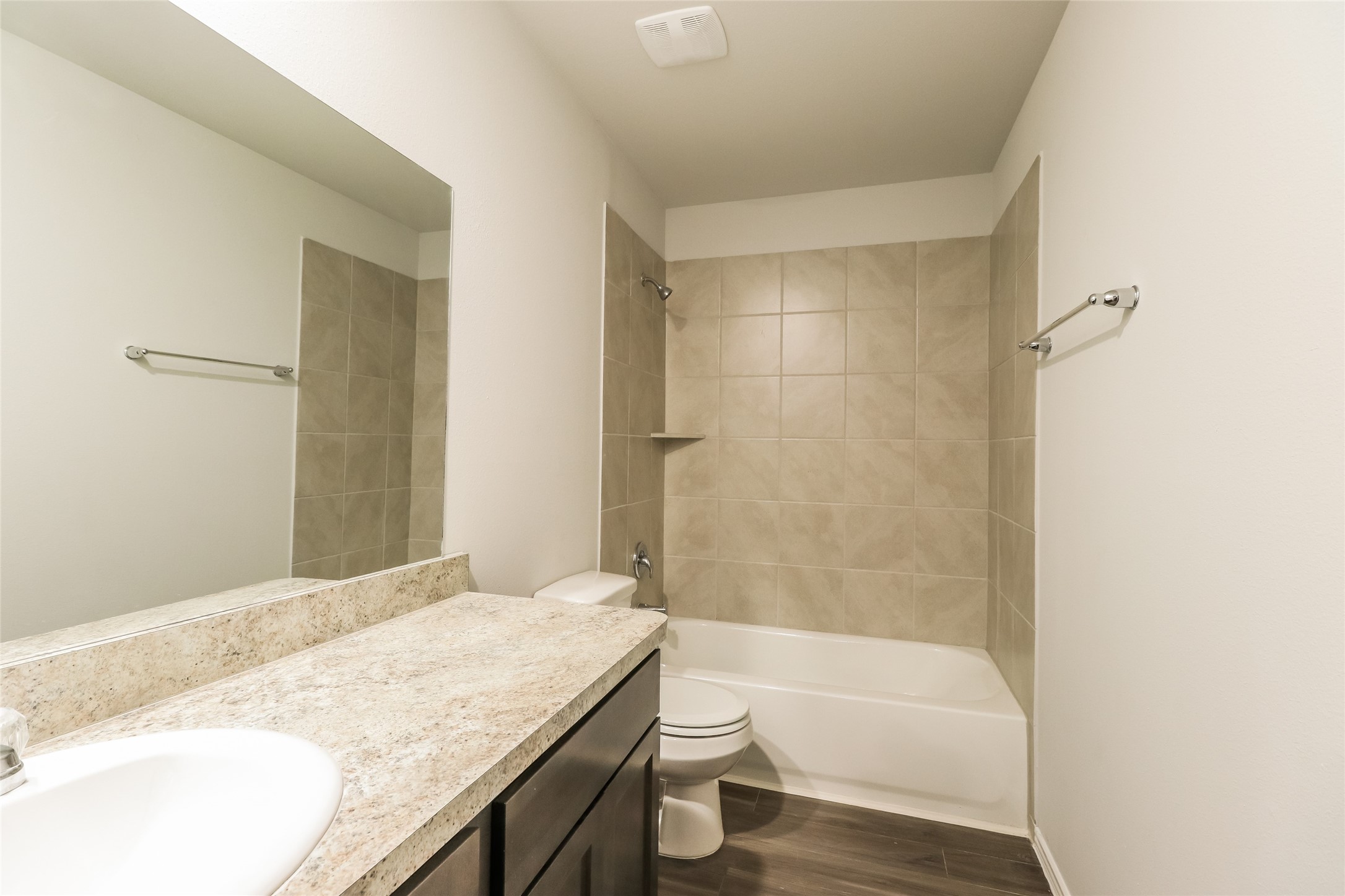 2134 Middle Ridge Drive Property Photo 7