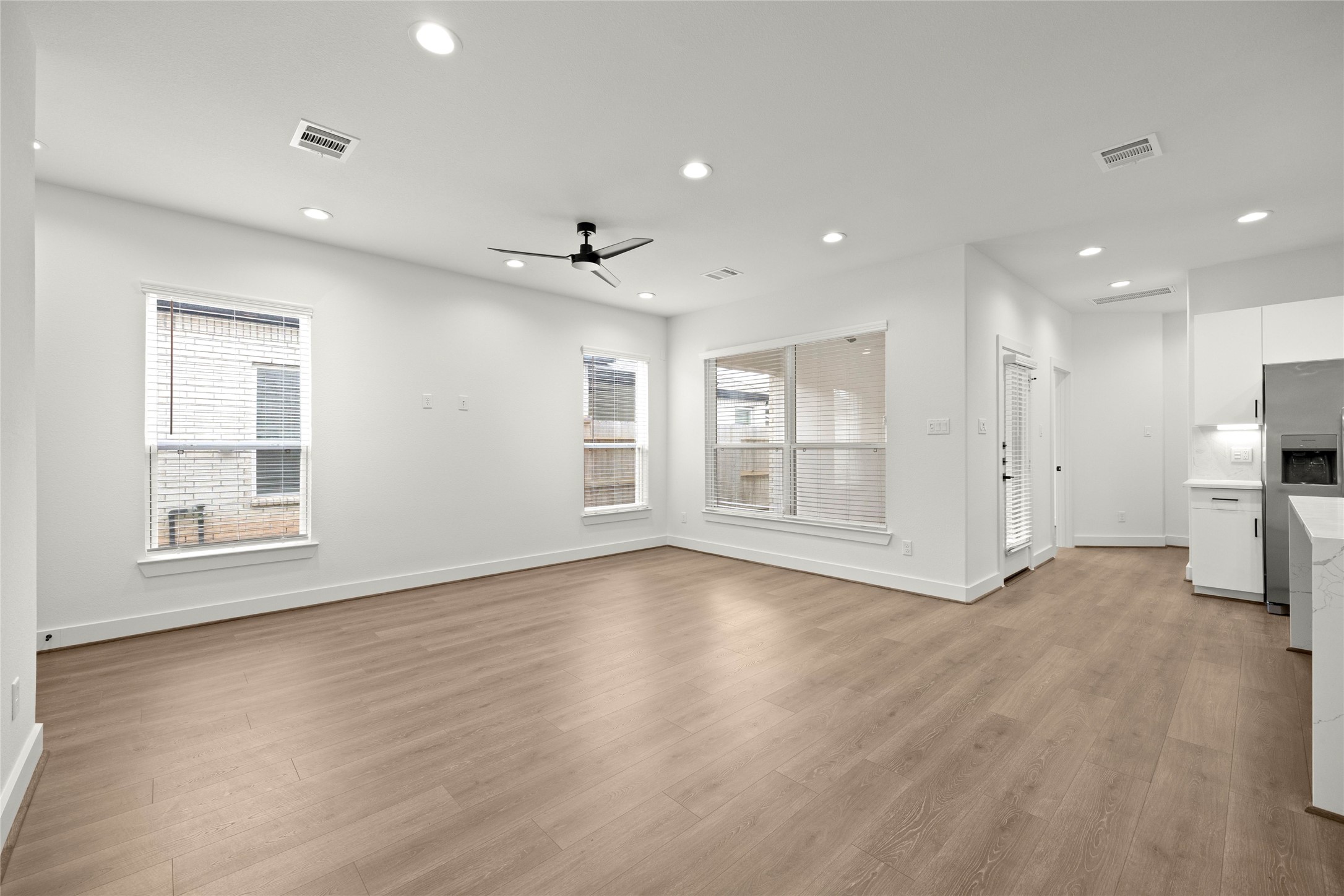 2729 Solbrook Lane Property Photo 8