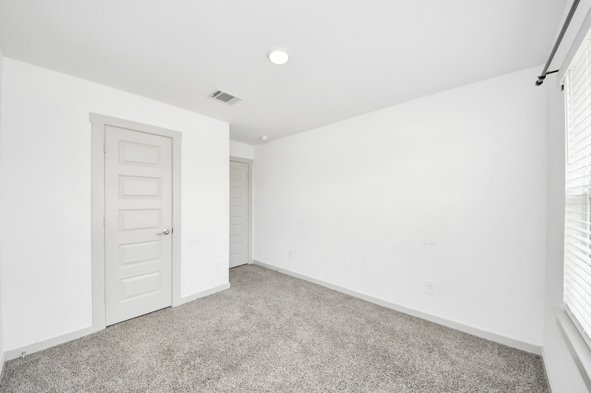 7007 Fleetwood Crescent Way Property Photo 15