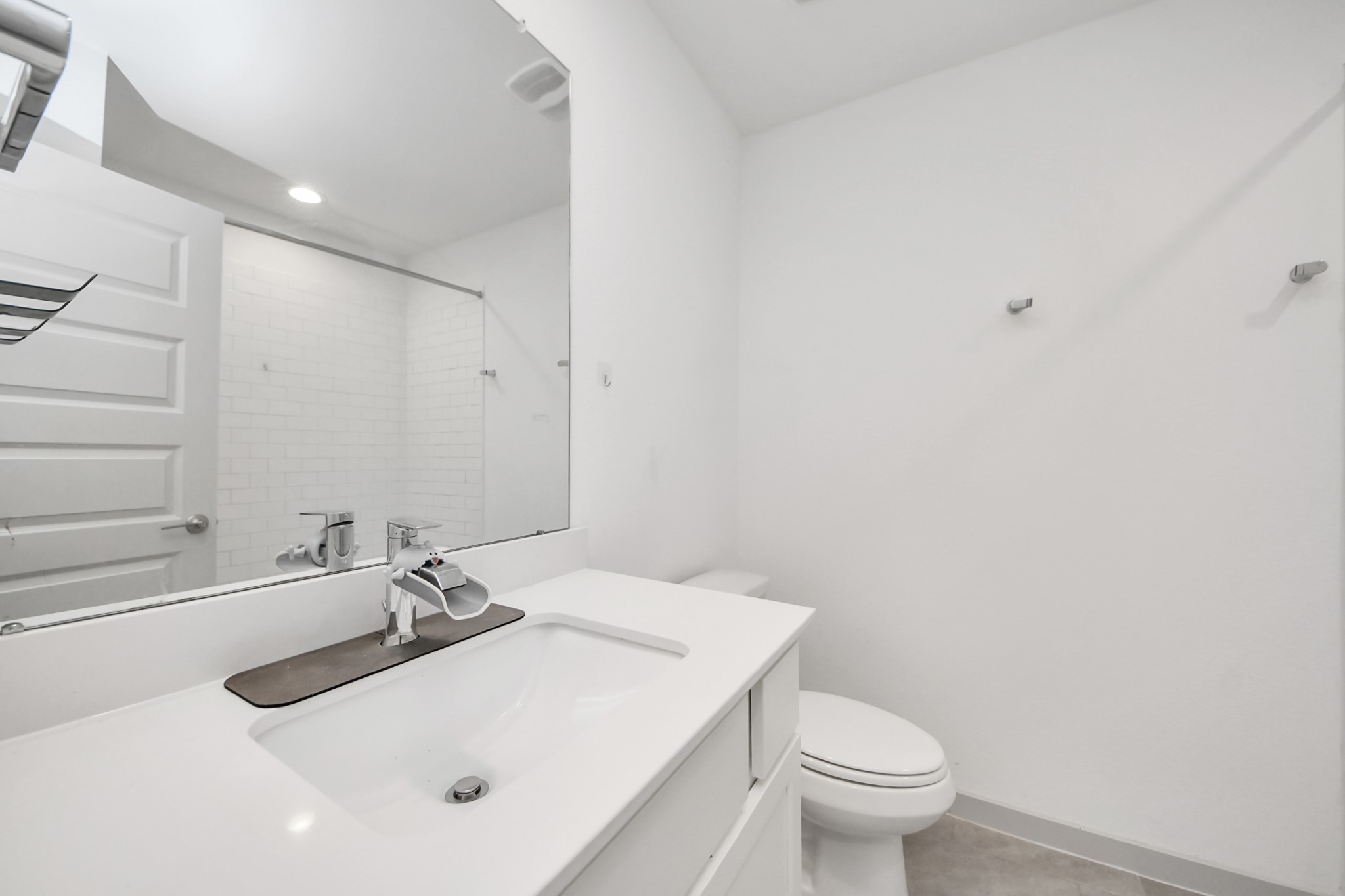 7007 Fleetwood Crescent Way Property Photo 17
