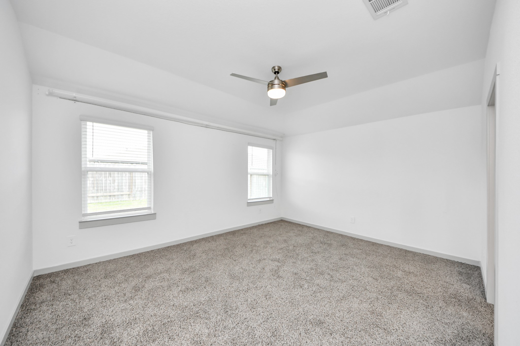 7007 Fleetwood Crescent Way Property Photo 22