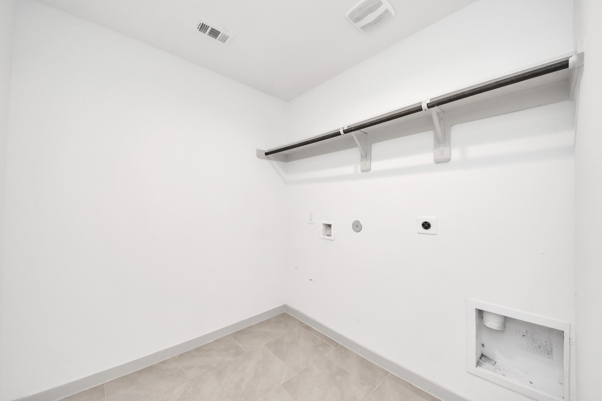 7007 Fleetwood Crescent Way Property Photo 29