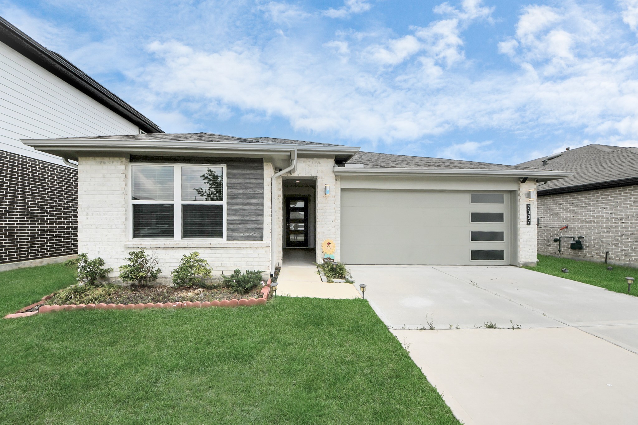 7007 Fleetwood Crescent Way Property Photo 42