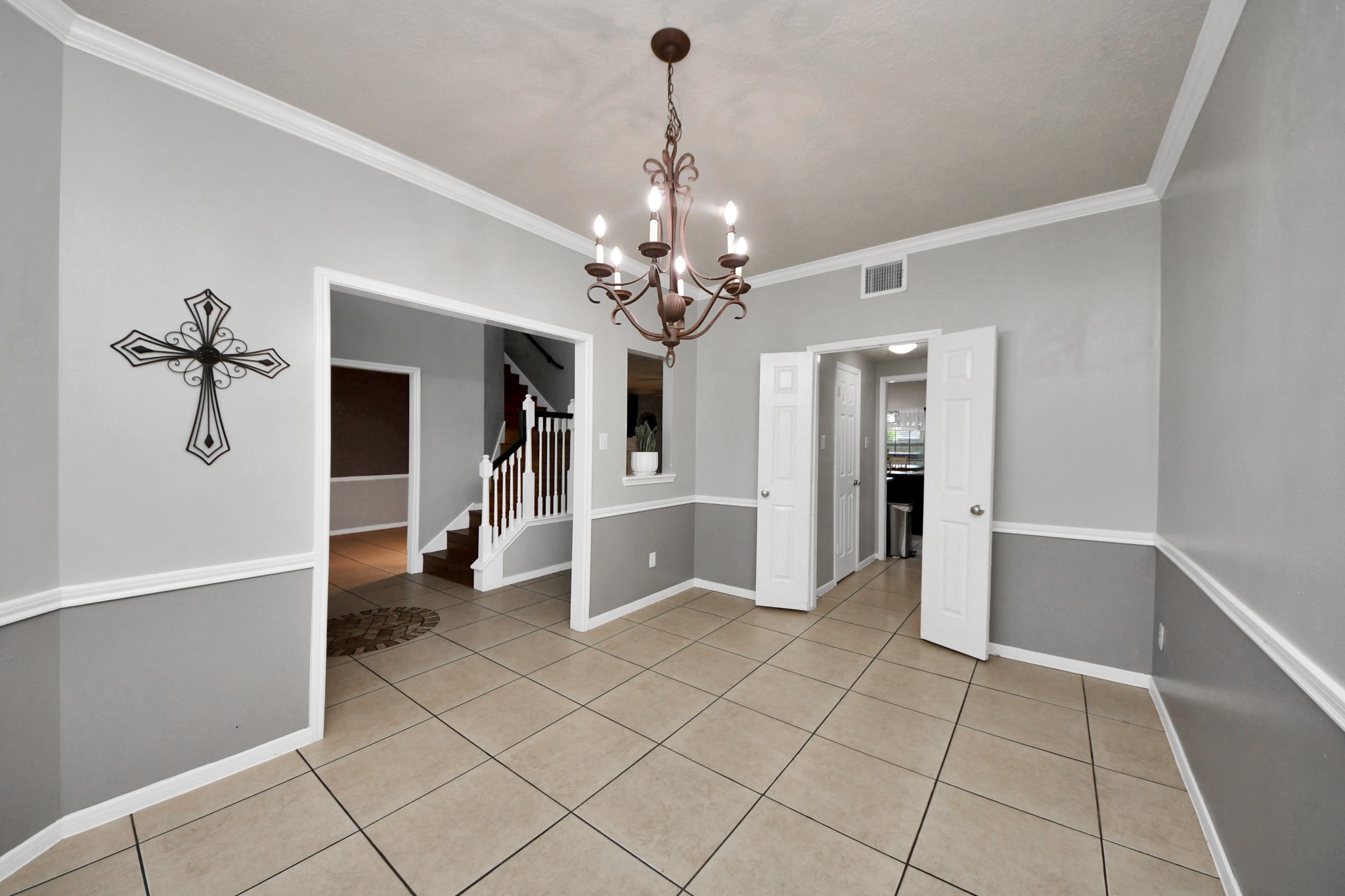 7903 Veranda Drive Property Photo 8