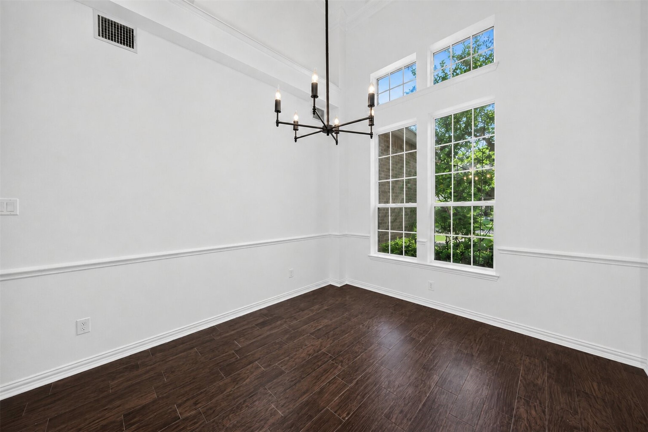 10515 Flaxen Manor Court Property Photo 7