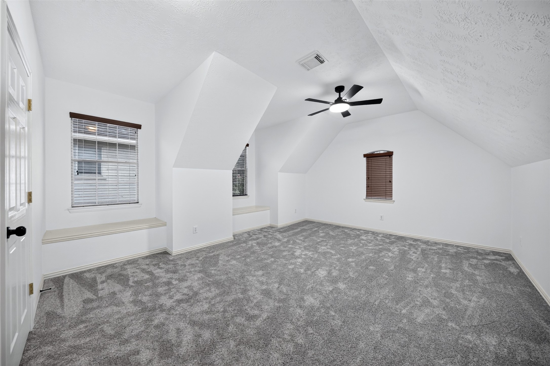 10515 Flaxen Manor Court Property Photo 33