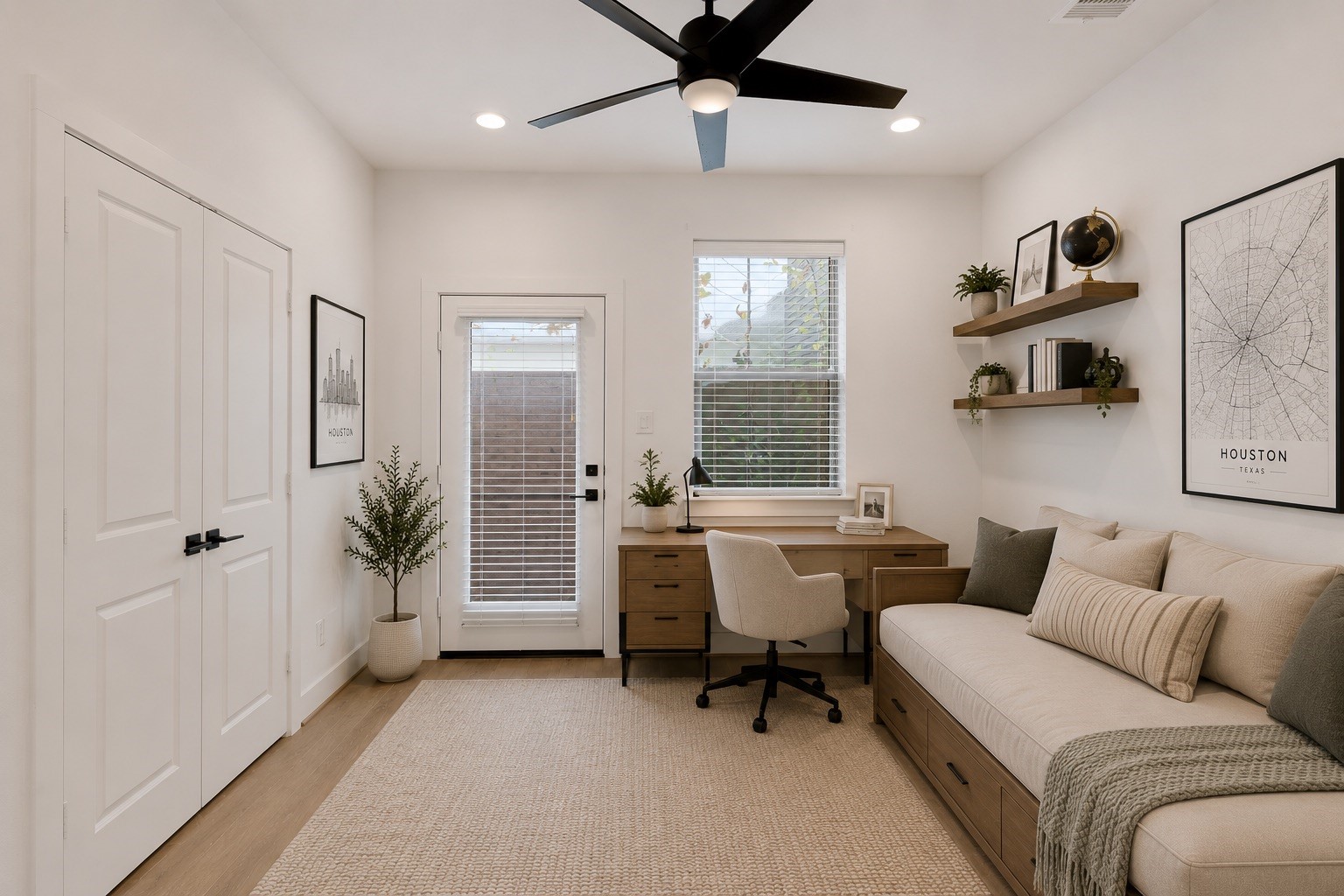 1526 Chestnut Street Property Photo 7