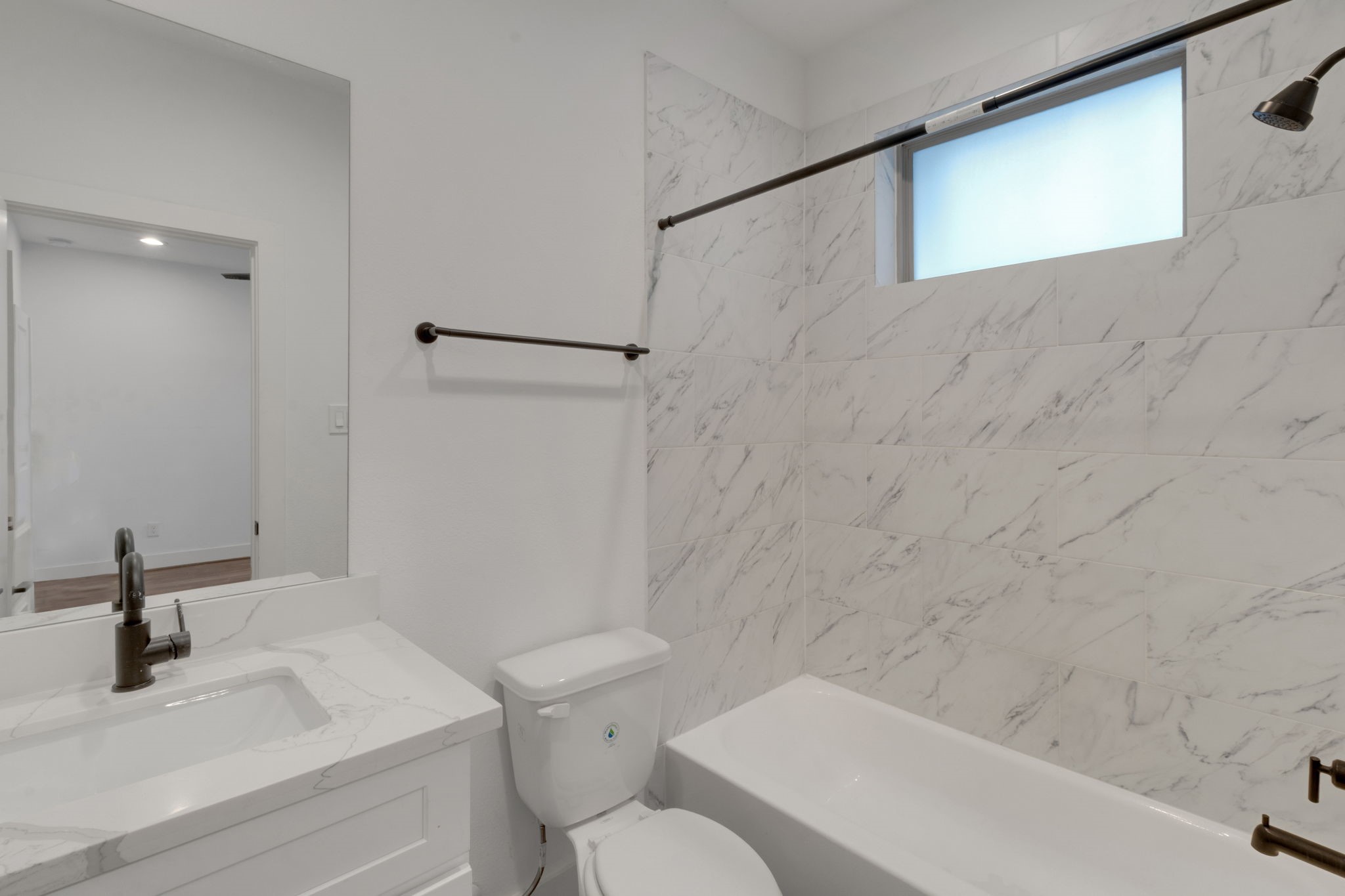 1526 Chestnut Street Property Photo 10