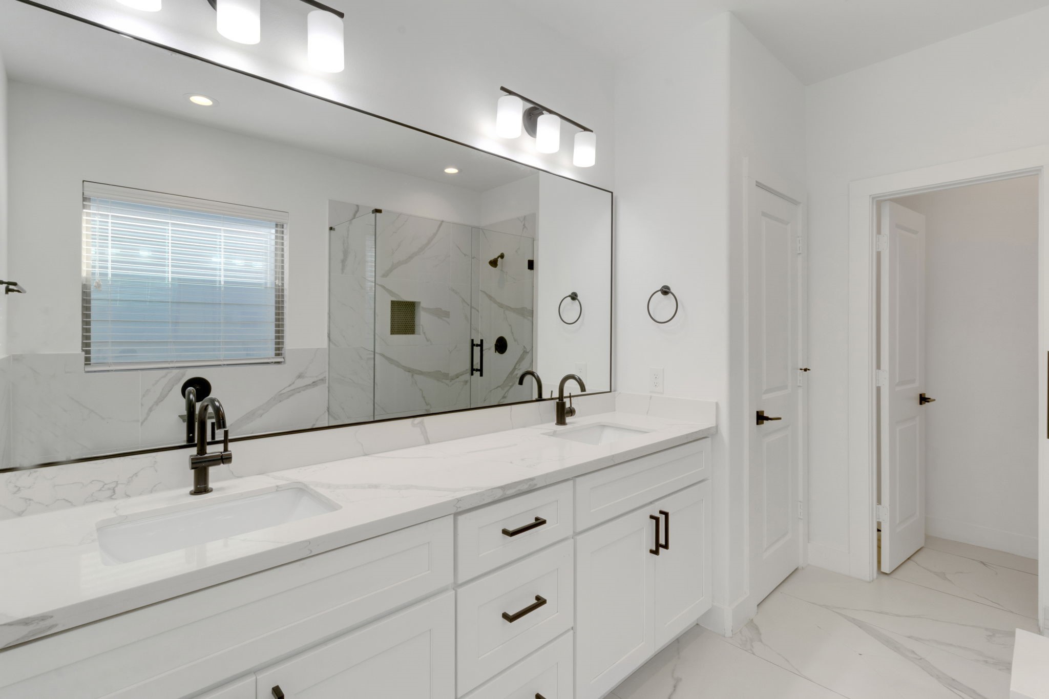 1526 Chestnut Street Property Photo 34