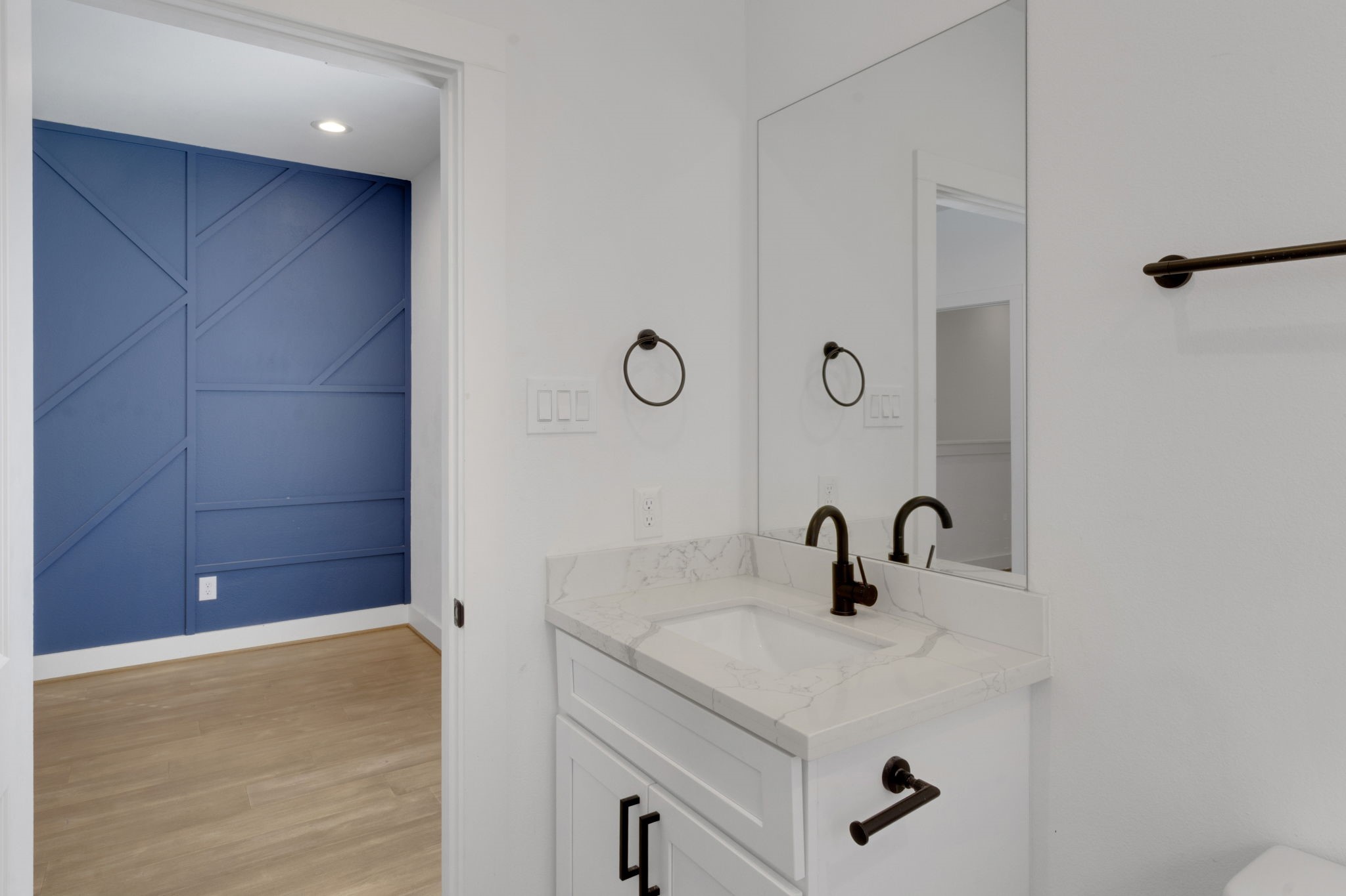 1526 Chestnut Street Property Photo 44